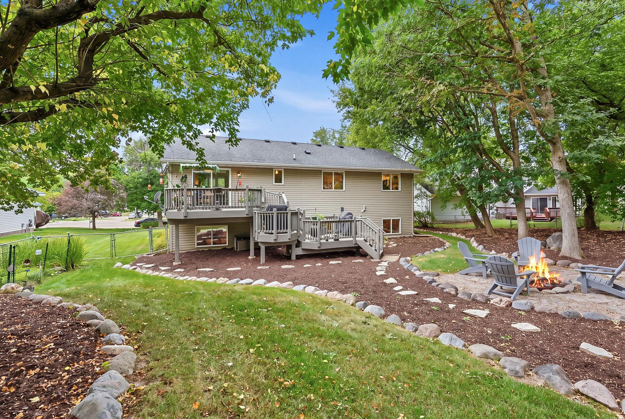 View of Residential at 842 Sterling Street, Maplewood MN 55119, Maplewood (48 of 60) - Mike Wilen | Minnesota Team Real Estate