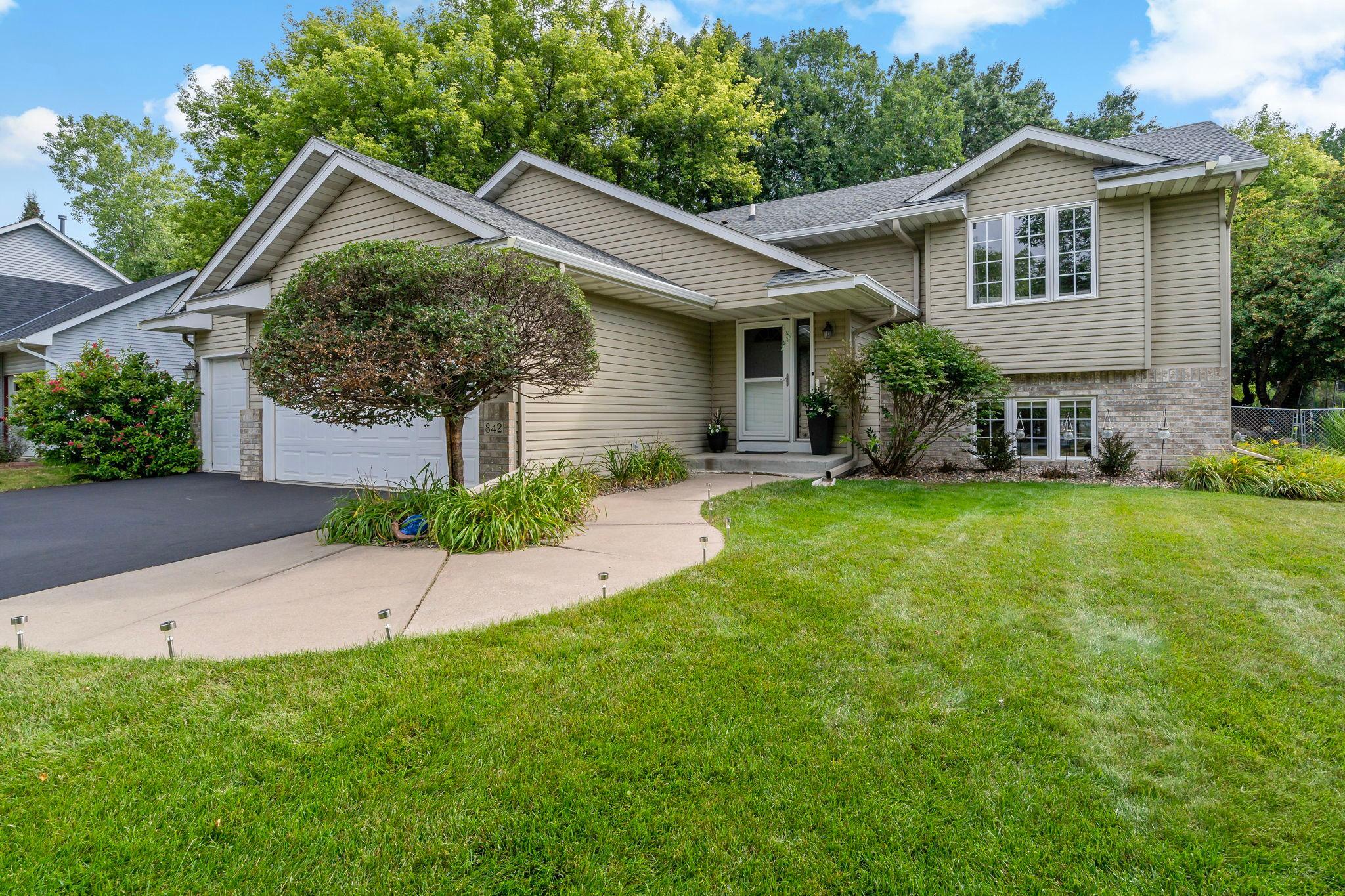 View of Residential at 842 Sterling Street, Maplewood MN 55119, Maplewood (2 of 60) - Mike Wilen | Minnesota Team Real Estate