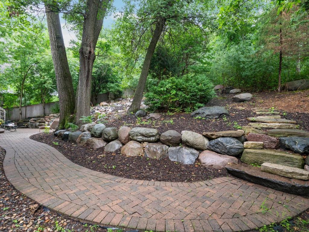 View of Residential at 4816 Kingsdale Drive, Bloomington MN 55437, Bloomington (48 of 52) - Mike Wilen | Minnesota Team Real Estate