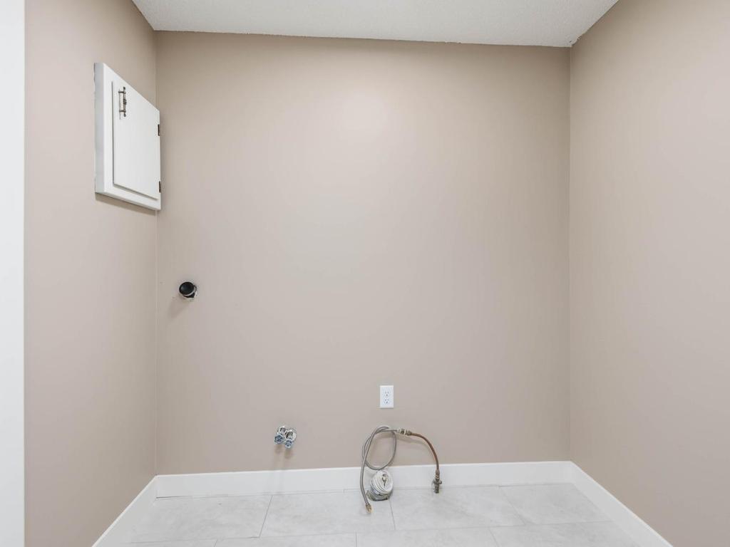 View of Residential at 4816 Kingsdale Drive, Bloomington MN 55437, Bloomington (23 of 52) - Mike Wilen | Minnesota Team Real Estate
