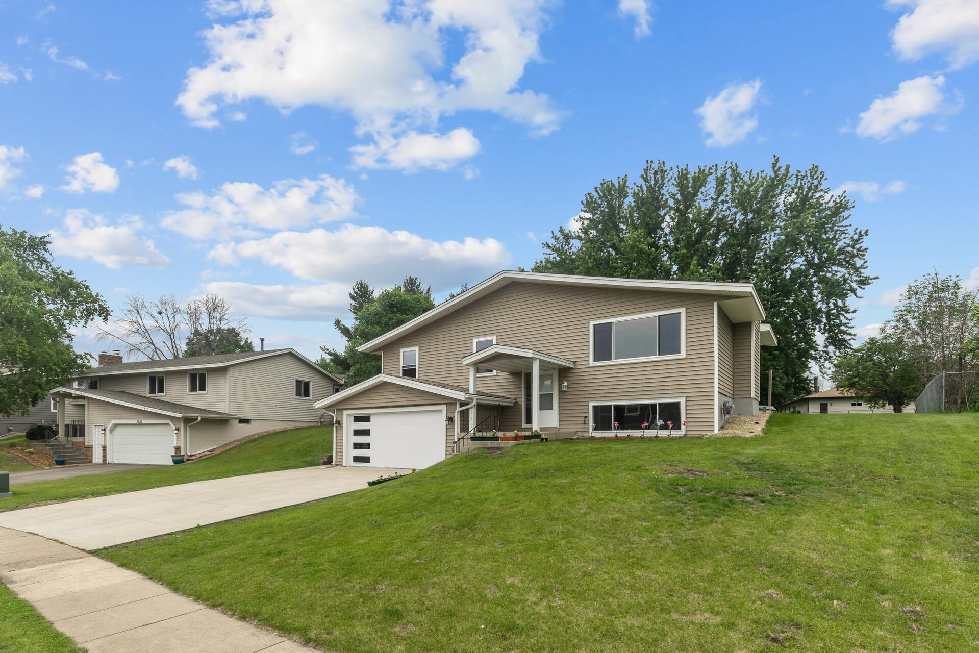 View of Residential at 4990 148th Path, Apple Valley MN 55124, Apple Valley (3 of 42) - Mike Wilen | Minnesota Team Real Estate