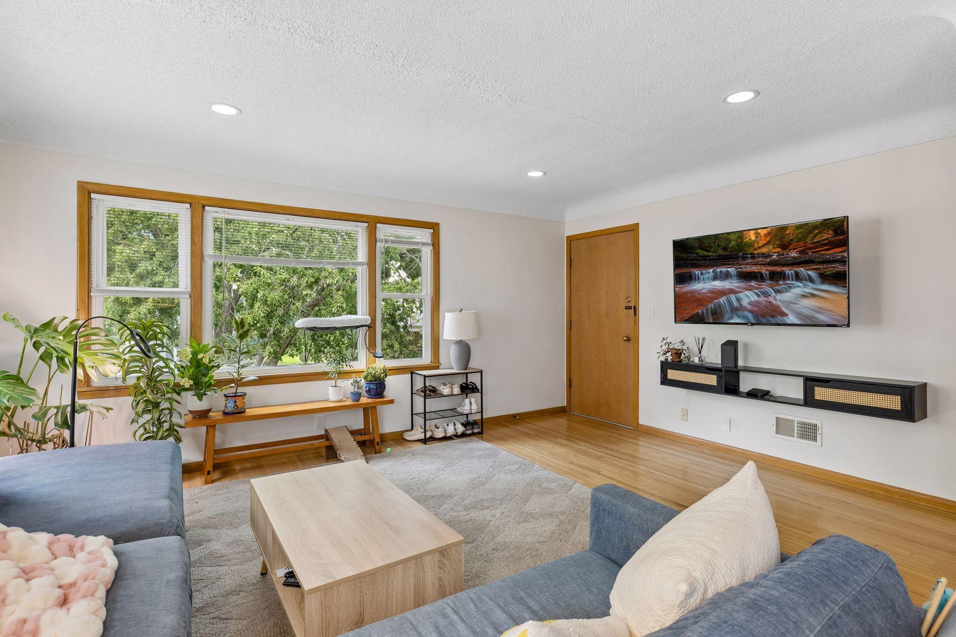 View of Residential Income at 1519 Adams Street, Minneapolis MN 55413, Minneapolis (6 of 31) - Mike Wilen | Minnesota Team Real Estate