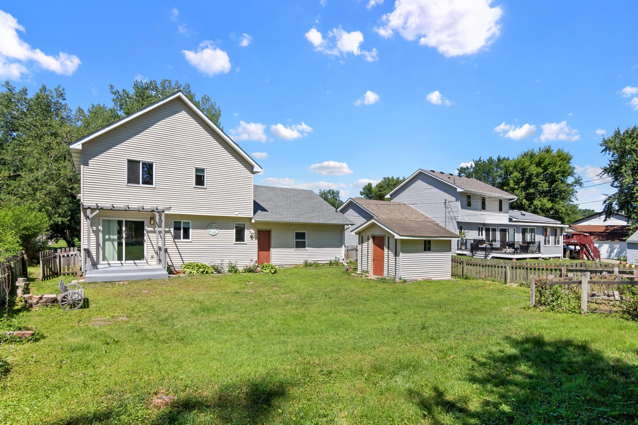 View of Residential at 1108 Mackubin Street, Saint Paul MN 55117, Saint Paul (38 of 44) - Mike Wilen | Minnesota Team Real Estate