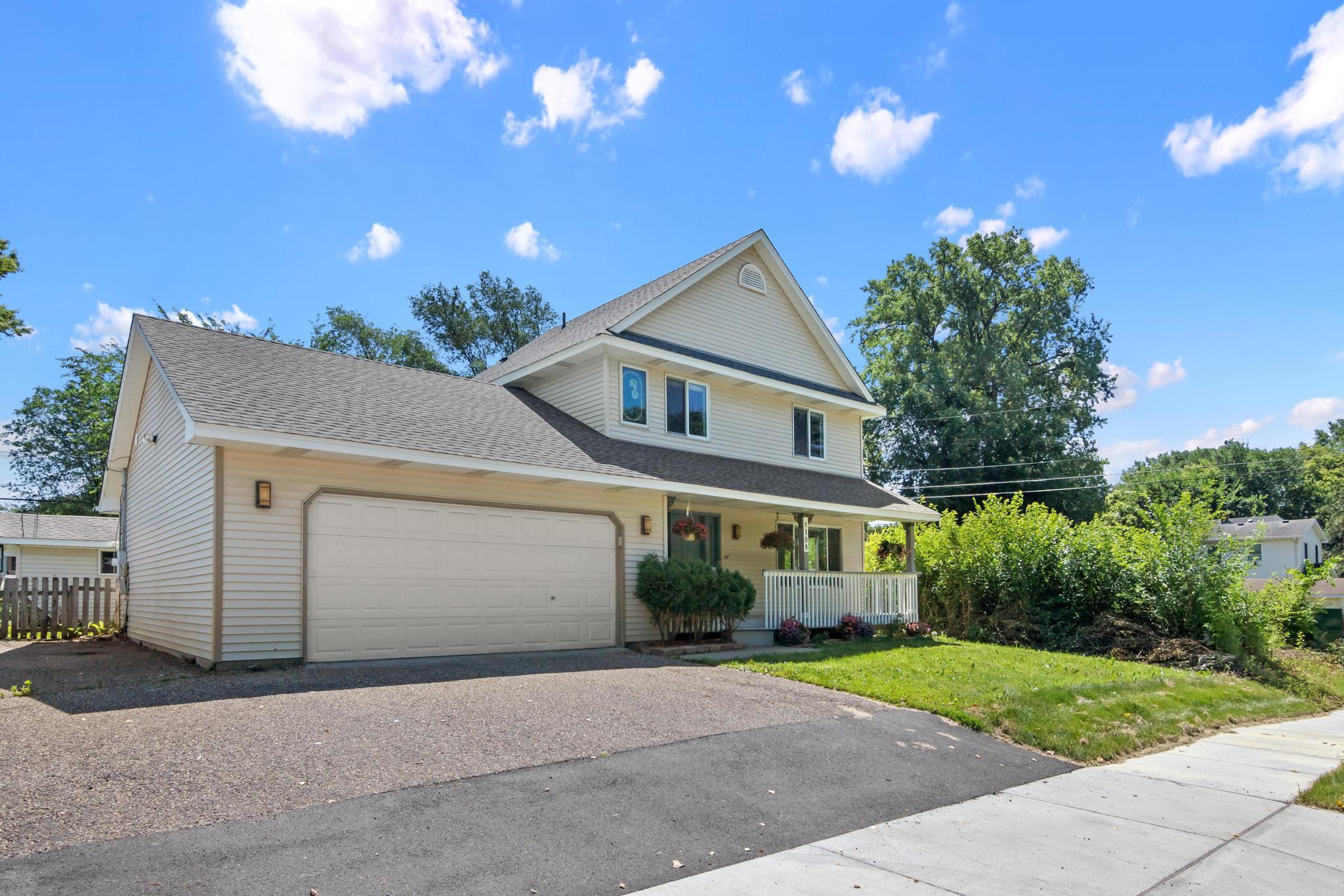 View of Residential at 1108 Mackubin Street, Saint Paul MN 55117, Saint Paul (43 of 44) - Mike Wilen | Minnesota Team Real Estate