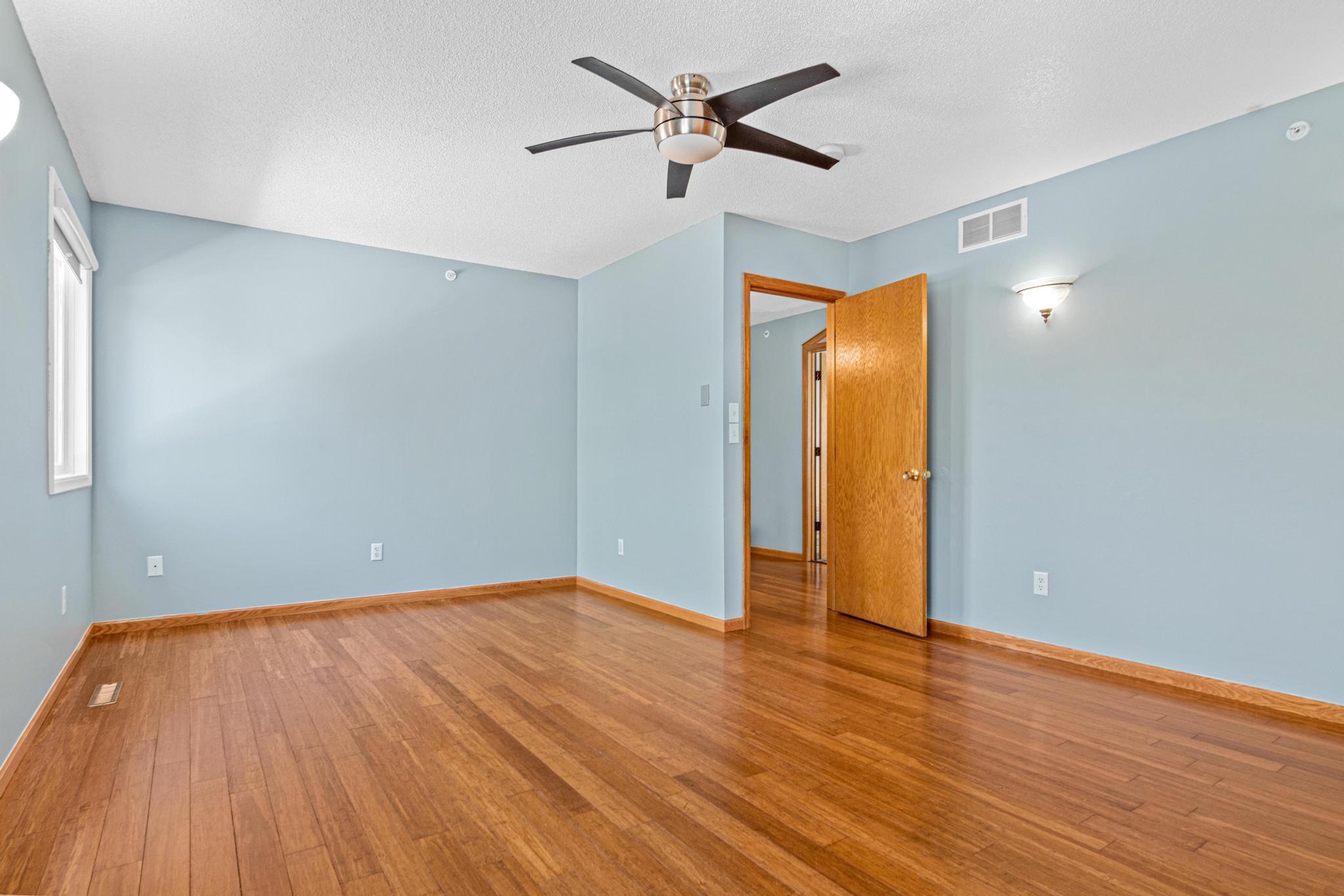 View of Residential at 1108 Mackubin Street, Saint Paul MN 55117, Saint Paul (33 of 44) - Mike Wilen | Minnesota Team Real Estate