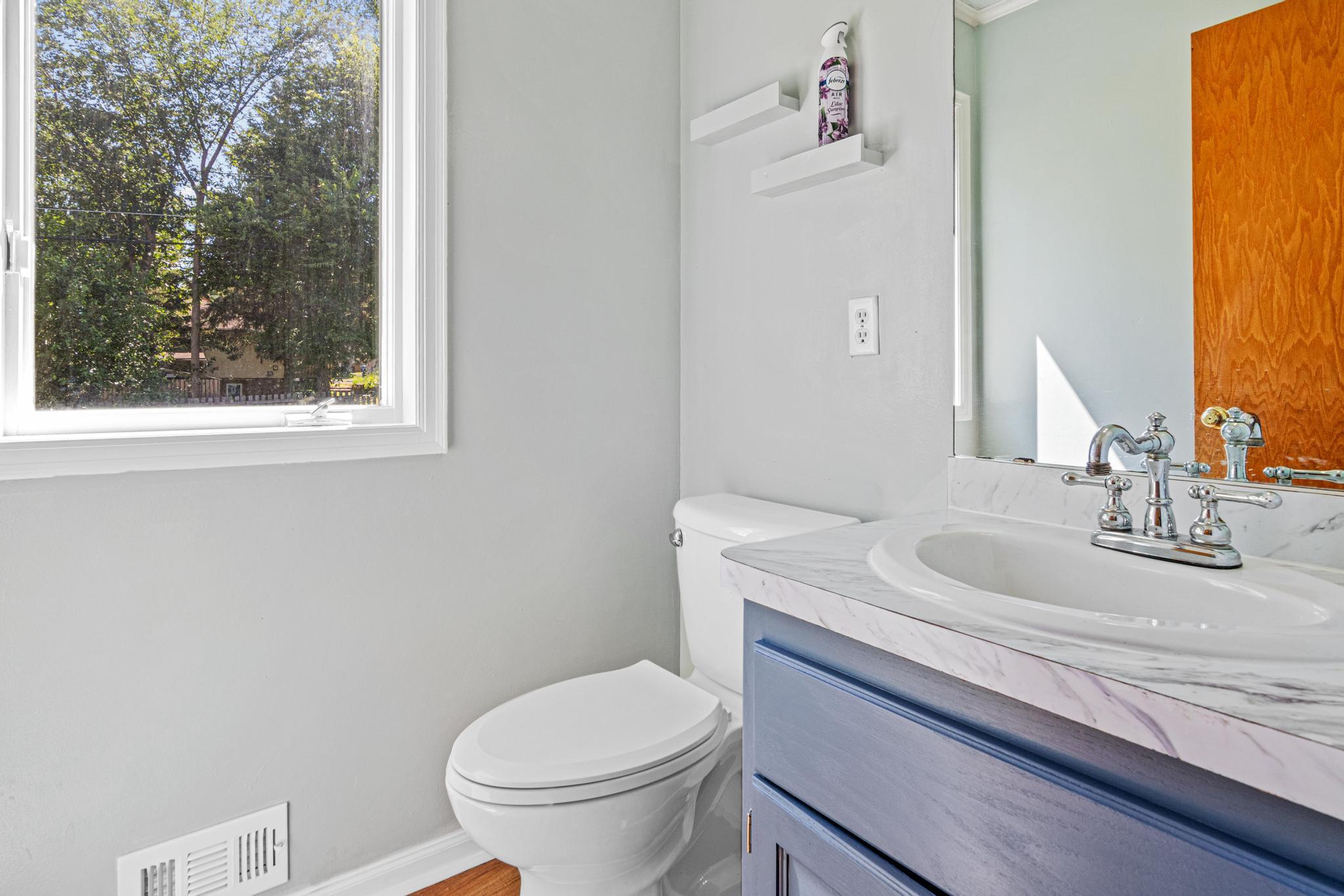 View of Residential at 1108 Mackubin Street, Saint Paul MN 55117, Saint Paul (26 of 44) - Mike Wilen | Minnesota Team Real Estate