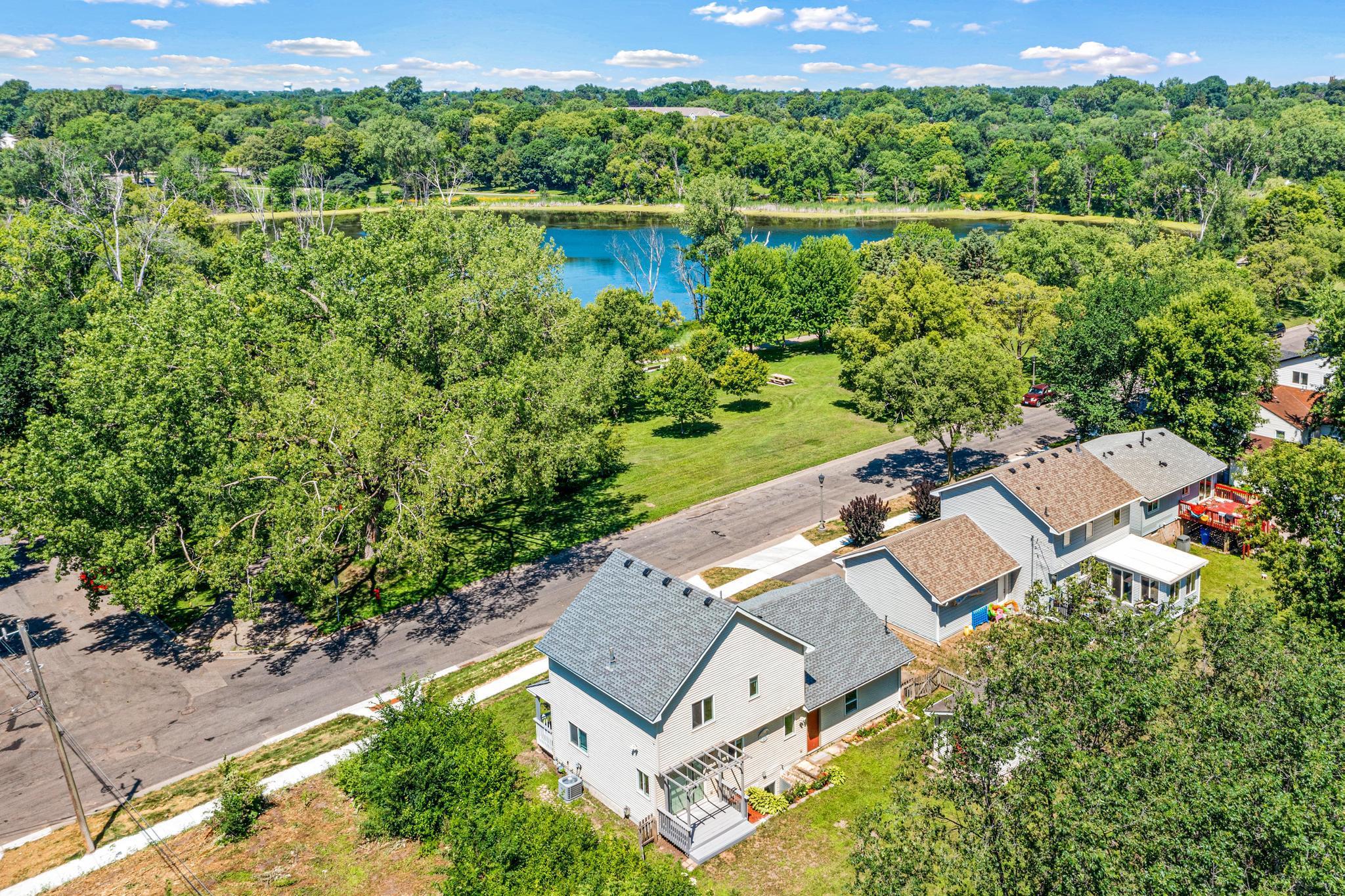 View of Residential at 1108 Mackubin Street, Saint Paul MN 55117, Saint Paul (7 of 44) - Mike Wilen | Minnesota Team Real Estate