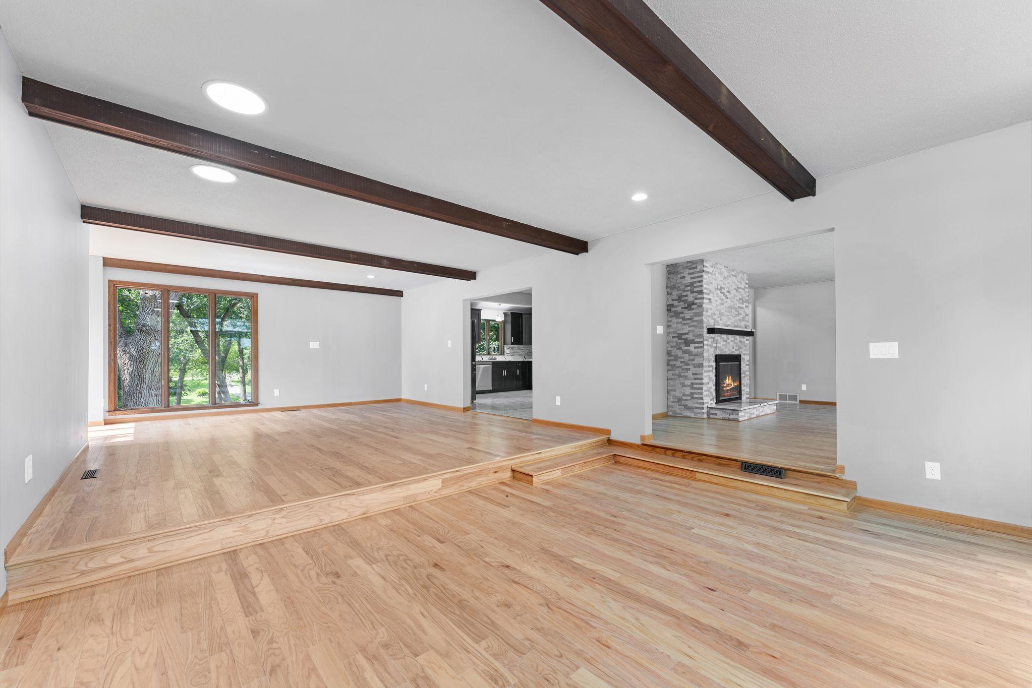 View of Residential at 2020 Arcade Street, Maplewood MN 55109, Maplewood (11 of 38) - Mike Wilen | Minnesota Team Real Estate