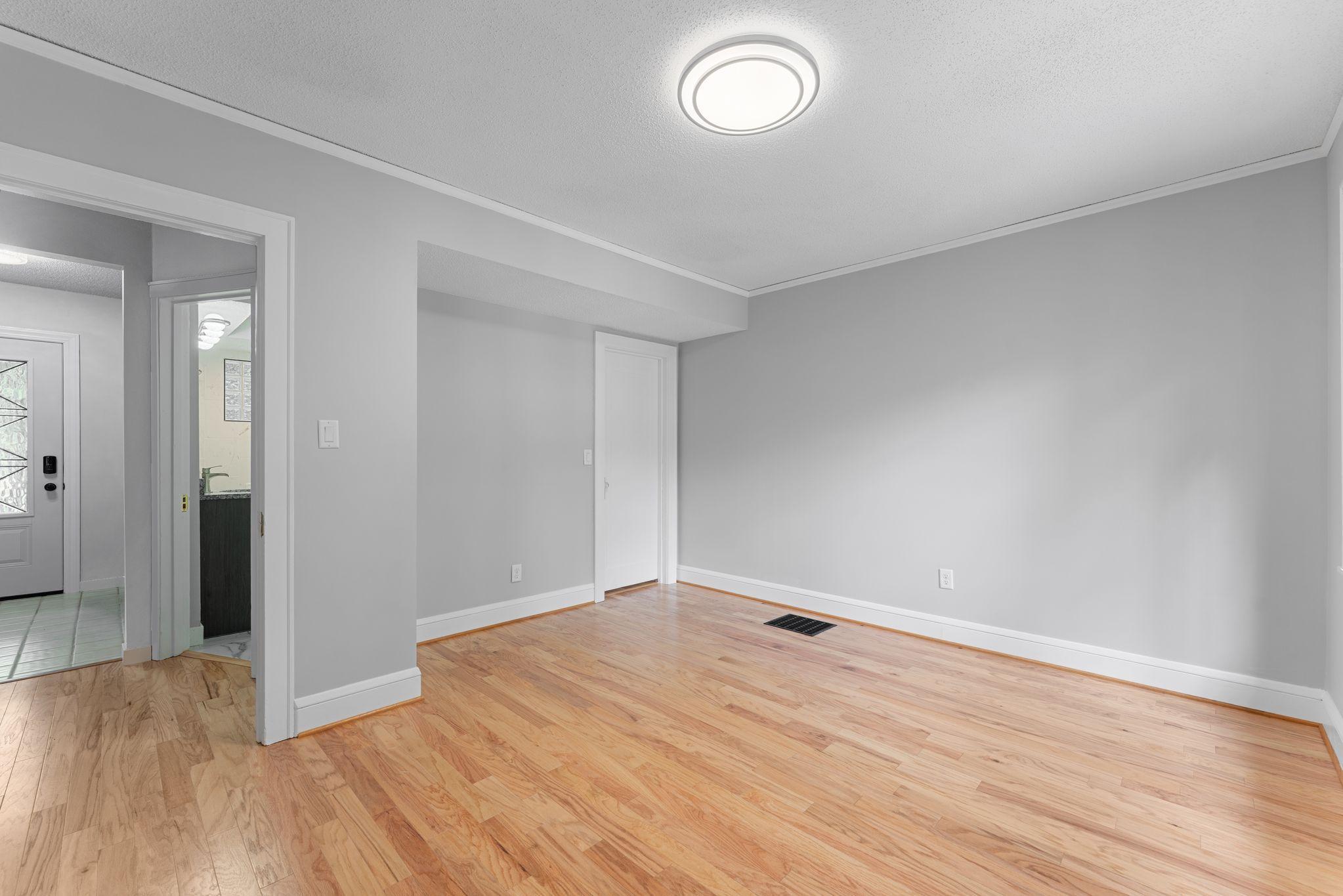 View of Residential at 2020 Arcade Street, Maplewood MN 55109, Maplewood (23 of 38) - Mike Wilen | Minnesota Team Real Estate