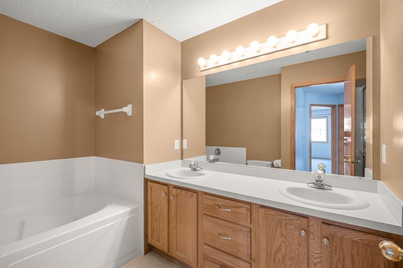 View of Residential at 815 Ferdinand Drive, Shakopee MN 55379, Shakopee (17 of 21) - Mike Wilen | Minnesota Team Real Estate