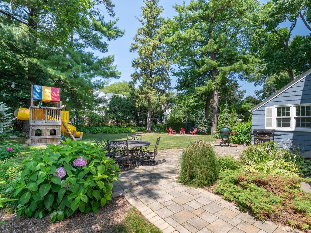 View of Residential at 220 Holly Road, Hopkins MN 55343, Hopkins (31 of 40) - Mike Wilen | Minnesota Team Real Estate