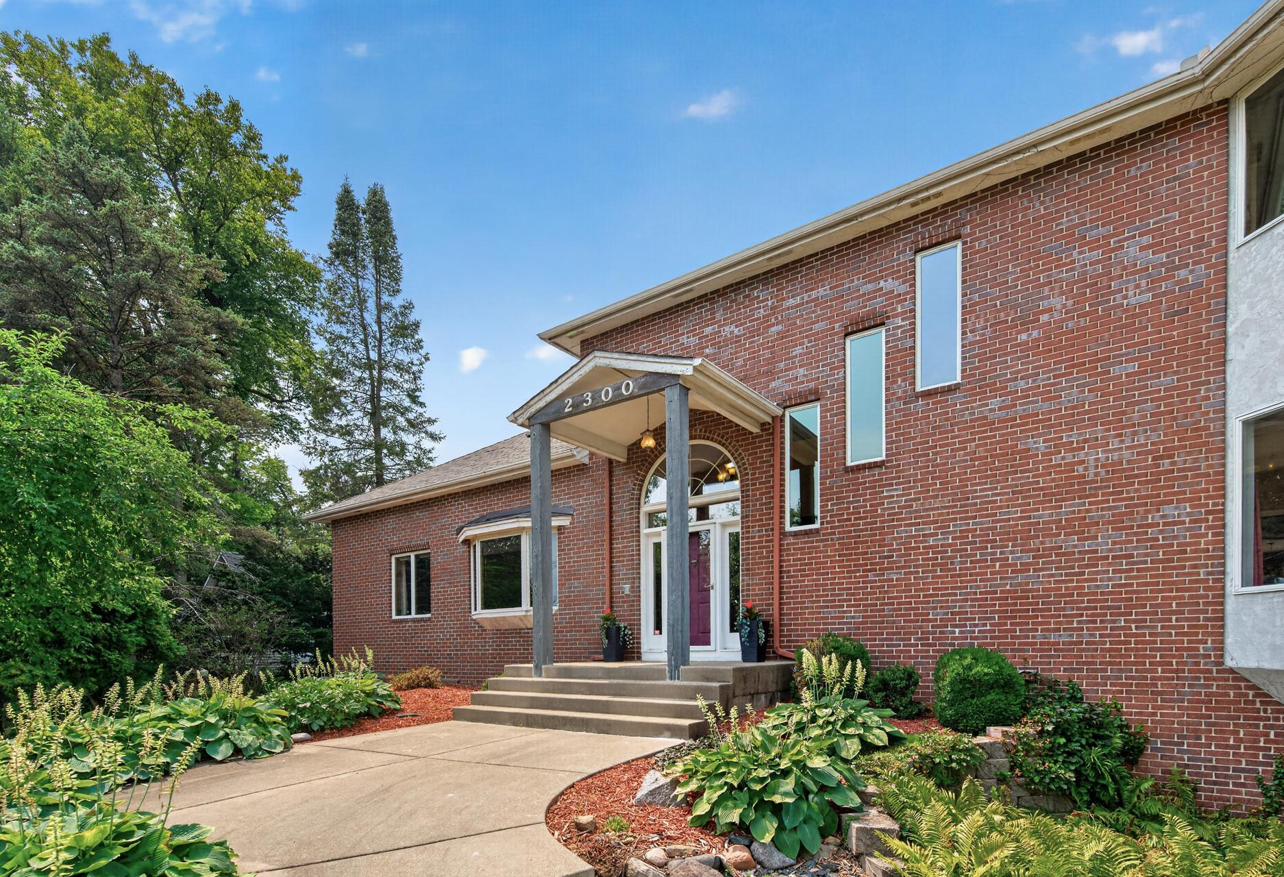 View of Residential at 2300 Bantas Point Road, Wayzata MN 55391, Wayzata (7 of 70) - Mike Wilen | Minnesota Team Real Estate