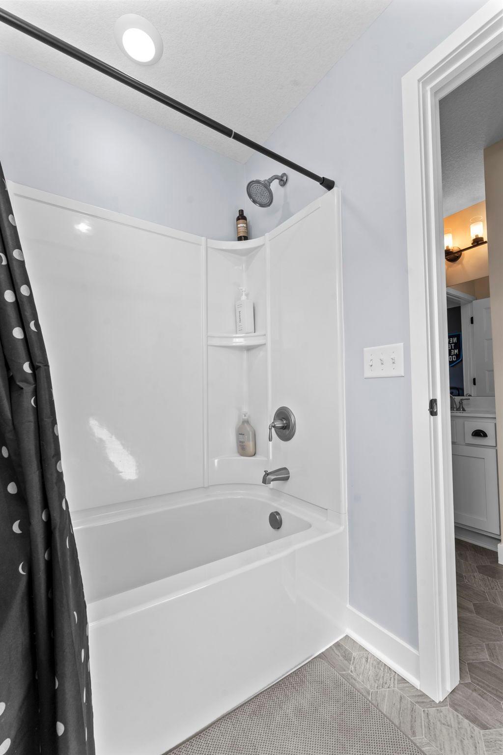View of Residential at 20391 Greengate Court, Lakeville MN 55044, Lakeville (31 of 48) - Mike Wilen | Minnesota Team Real Estate
