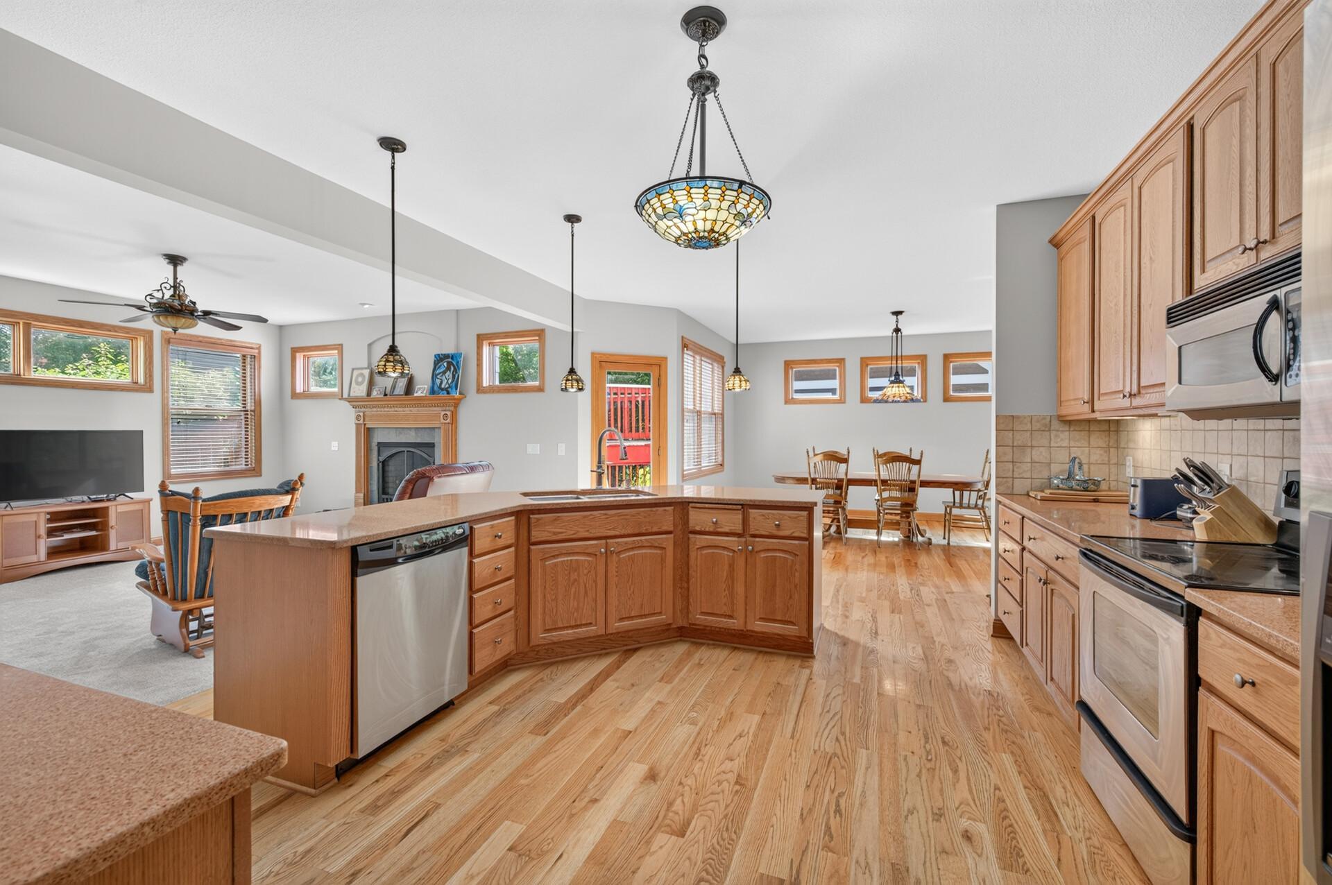 View of Residential at 11224 Halstead Trail, Woodbury MN 55129, Woodbury (13 of 75) - Mike Wilen | Minnesota Team Real Estate