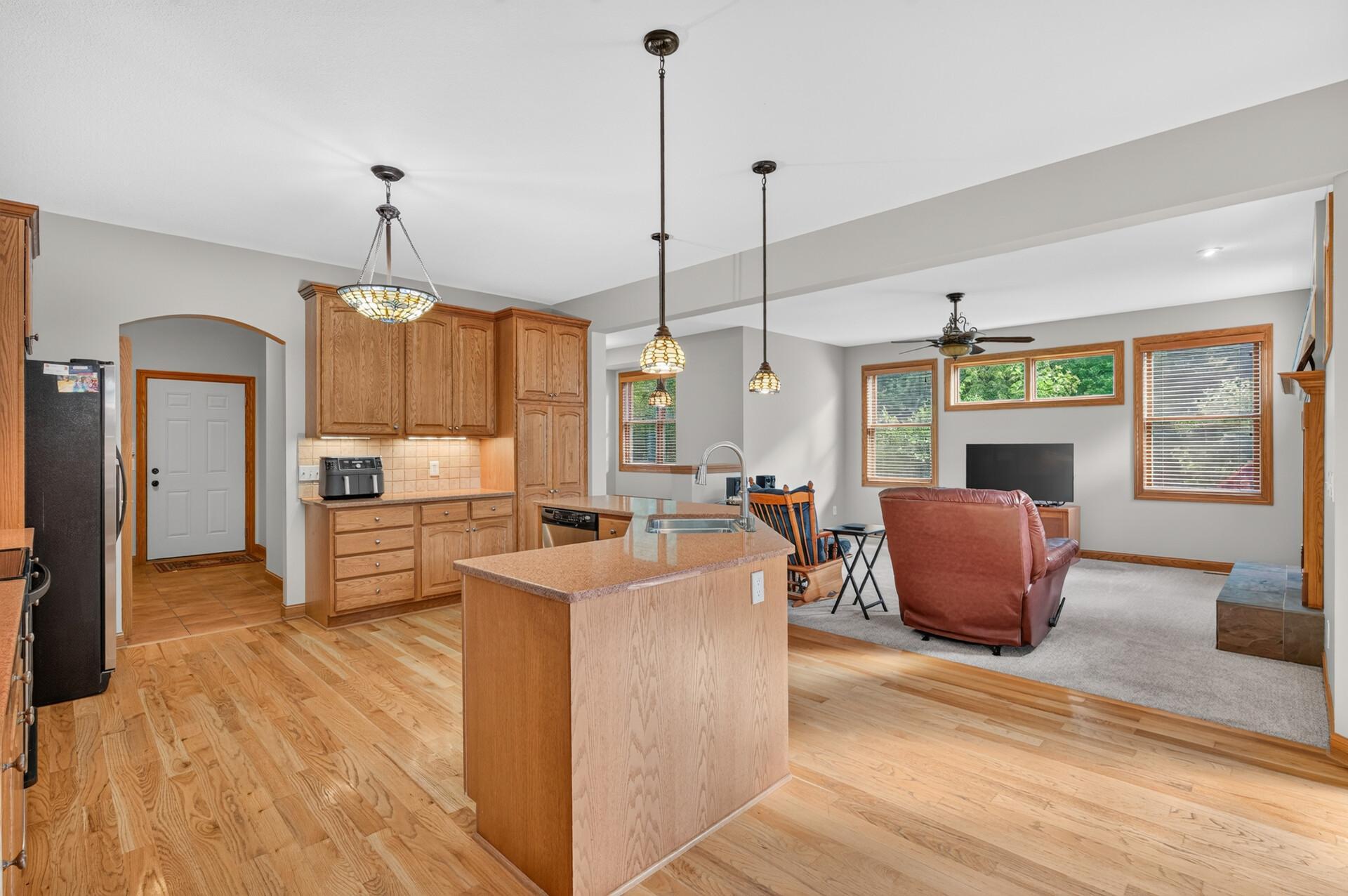 View of Residential at 11224 Halstead Trail, Woodbury MN 55129, Woodbury (10 of 75) - Mike Wilen | Minnesota Team Real Estate