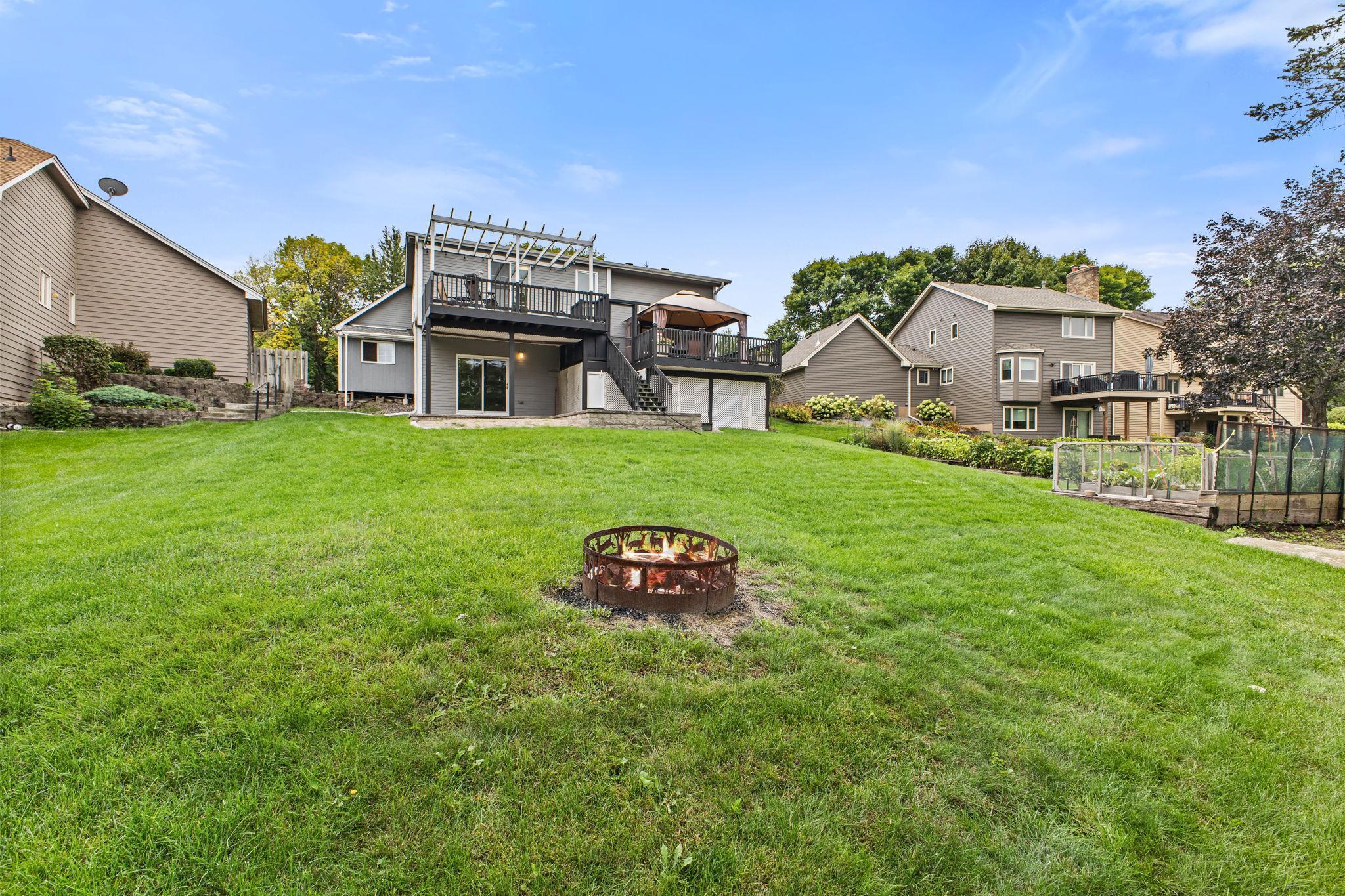 View of Residential at 13762 93rd Place, Maple Grove MN 55369, Maple Grove (31 of 36) - Mike Wilen | Minnesota Team Real Estate
