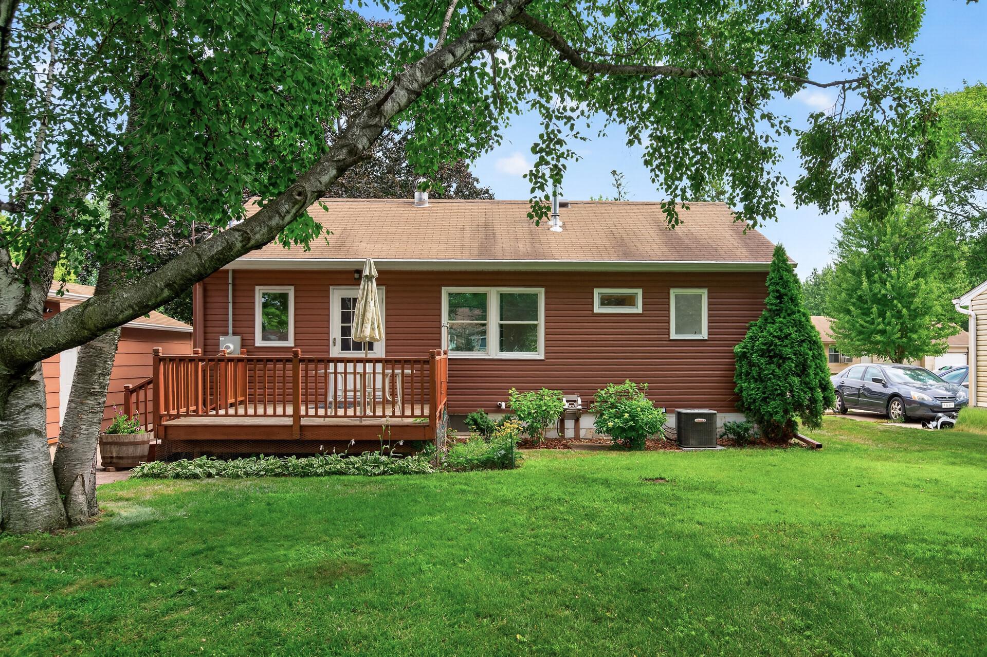 View of Residential at 2300 Brookview Drive, Brooklyn Center MN 55430, Brooklyn Center (25 of 33) - Mike Wilen | Minnesota Team Real Estate