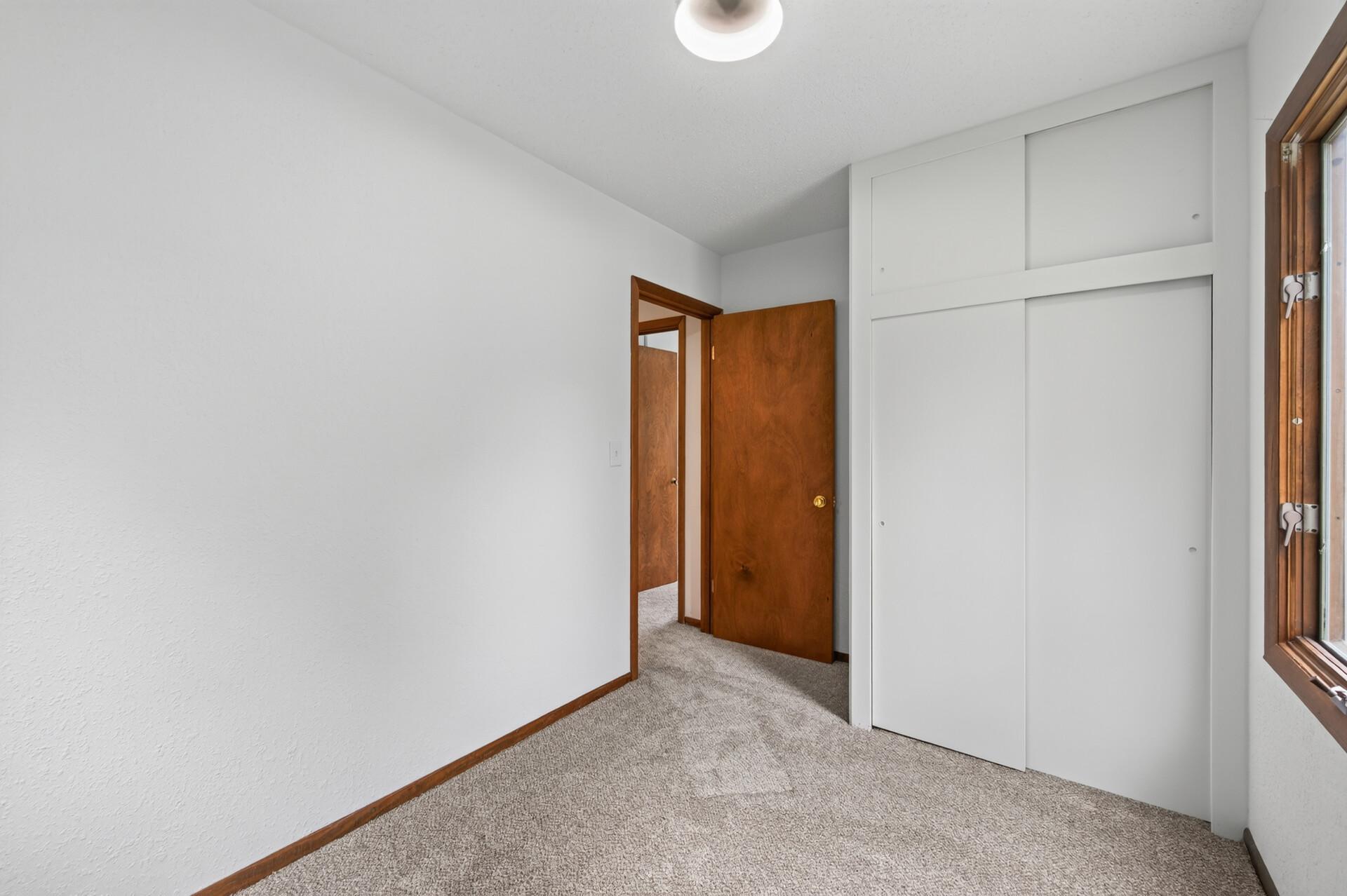 View of Residential at 2300 Brookview Drive, Brooklyn Center MN 55430, Brooklyn Center (13 of 33) - Mike Wilen | Minnesota Team Real Estate