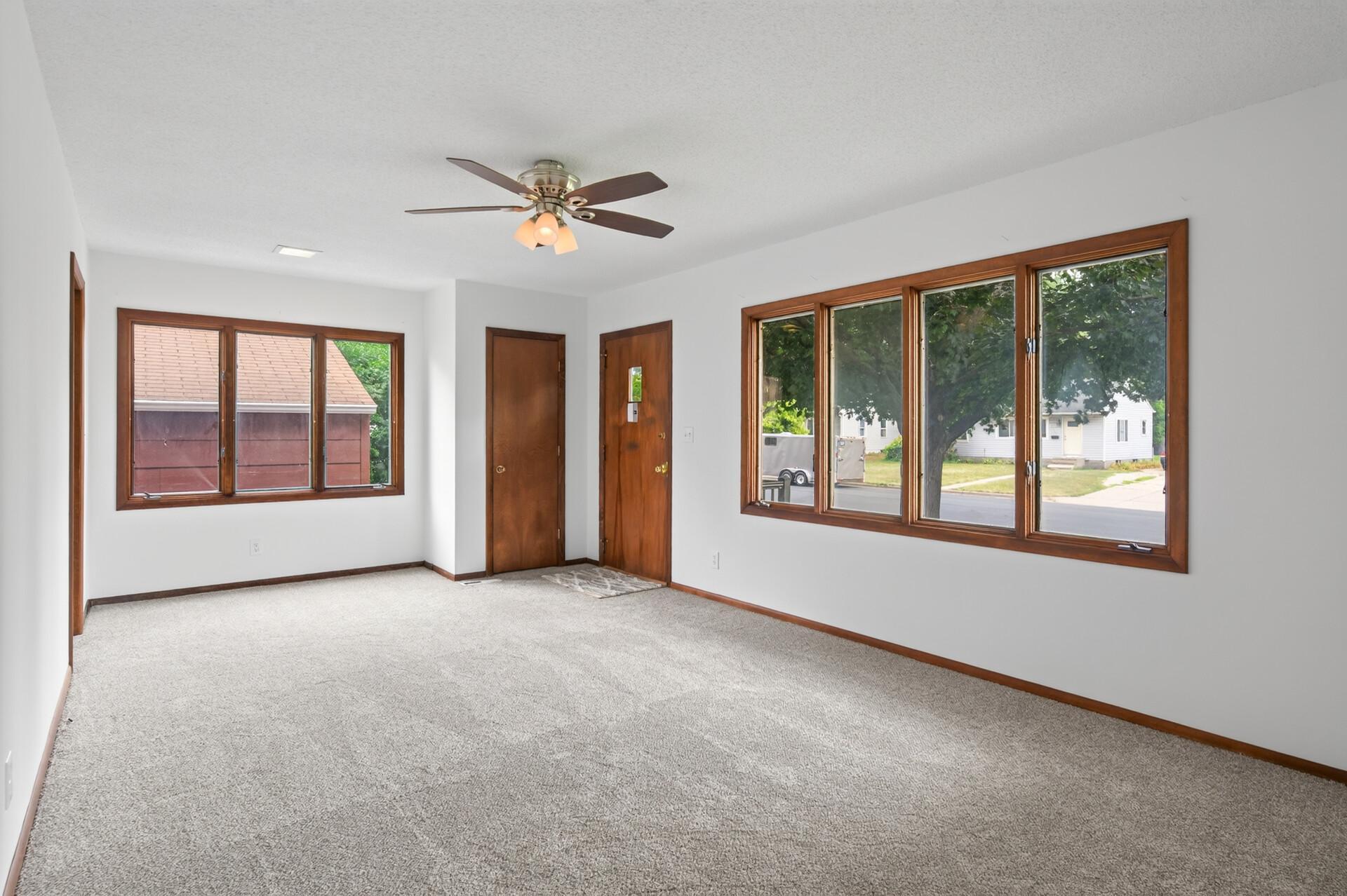 View of Residential at 2300 Brookview Drive, Brooklyn Center MN 55430, Brooklyn Center (3 of 33) - Mike Wilen | Minnesota Team Real Estate