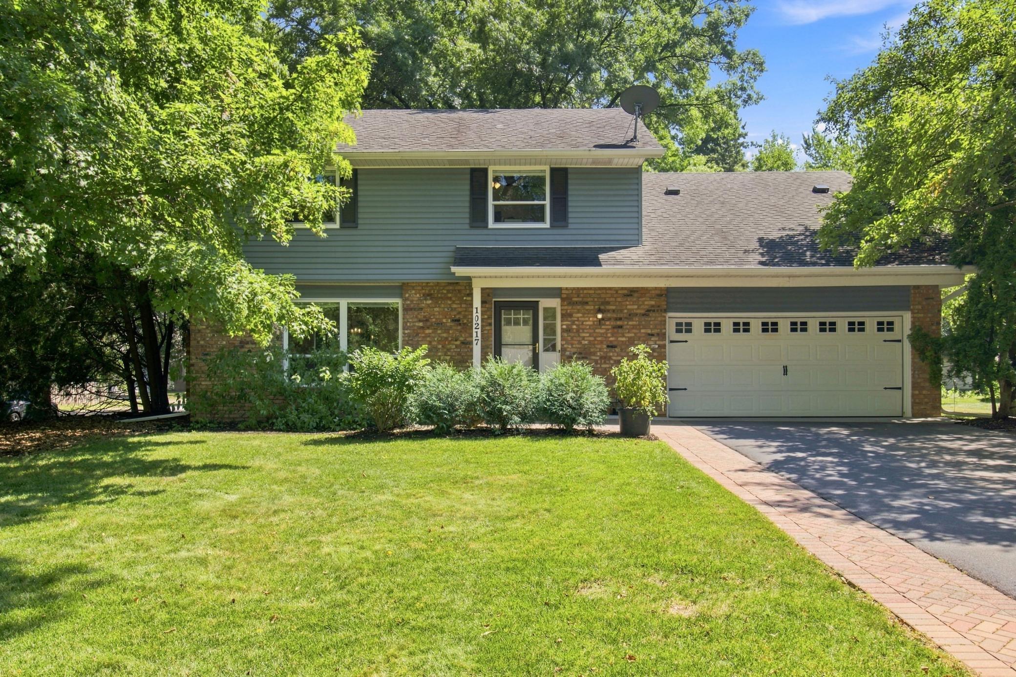 View of Residential at 10217 Valley Forge Lane, Maple Grove MN 55369, Maple Grove (23 of 28) - Mike Wilen | Minnesota Team Real Estate