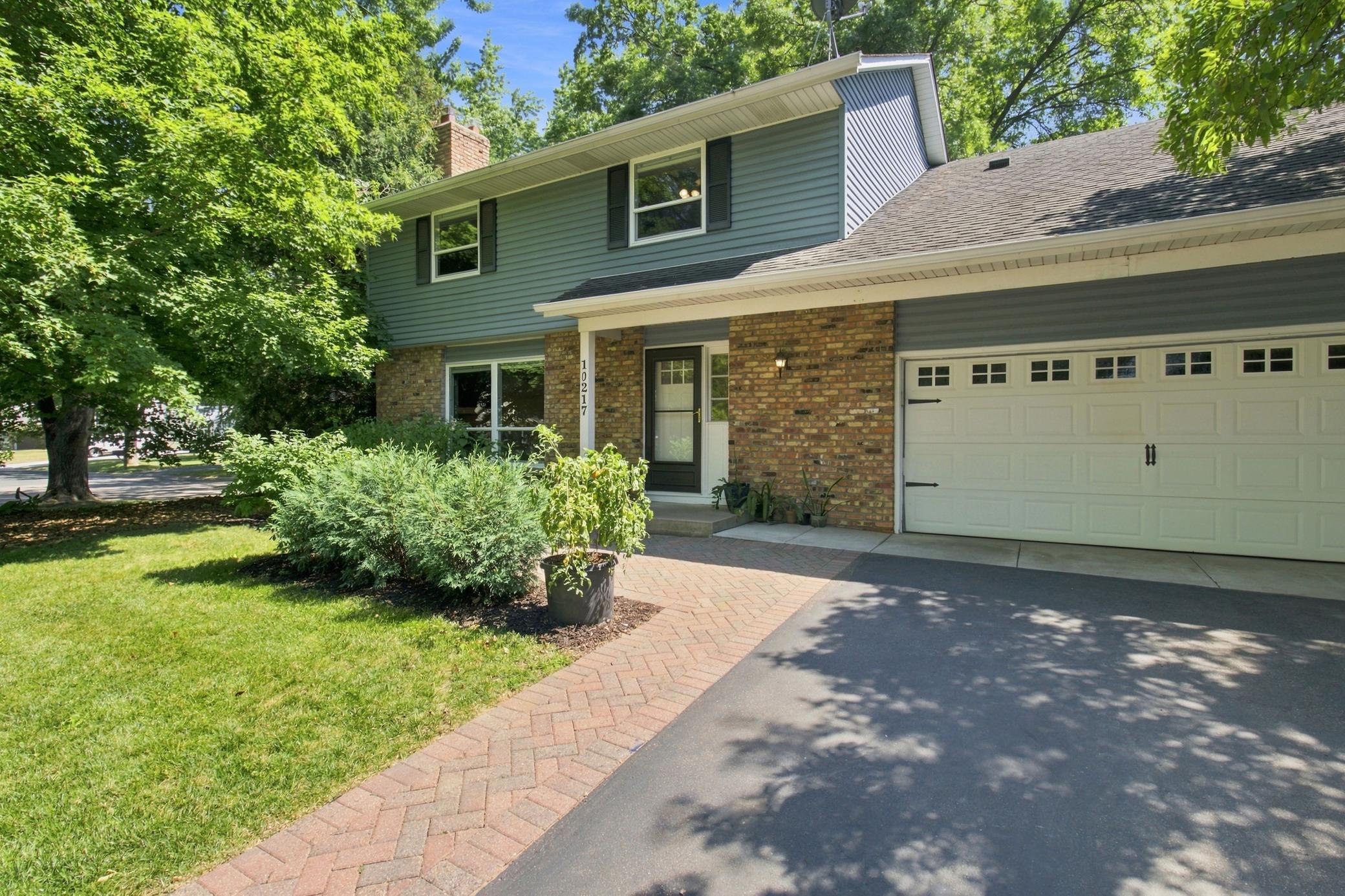 View of Residential at 10217 Valley Forge Lane, Maple Grove MN 55369, Maple Grove (24 of 28) - Mike Wilen | Minnesota Team Real Estate