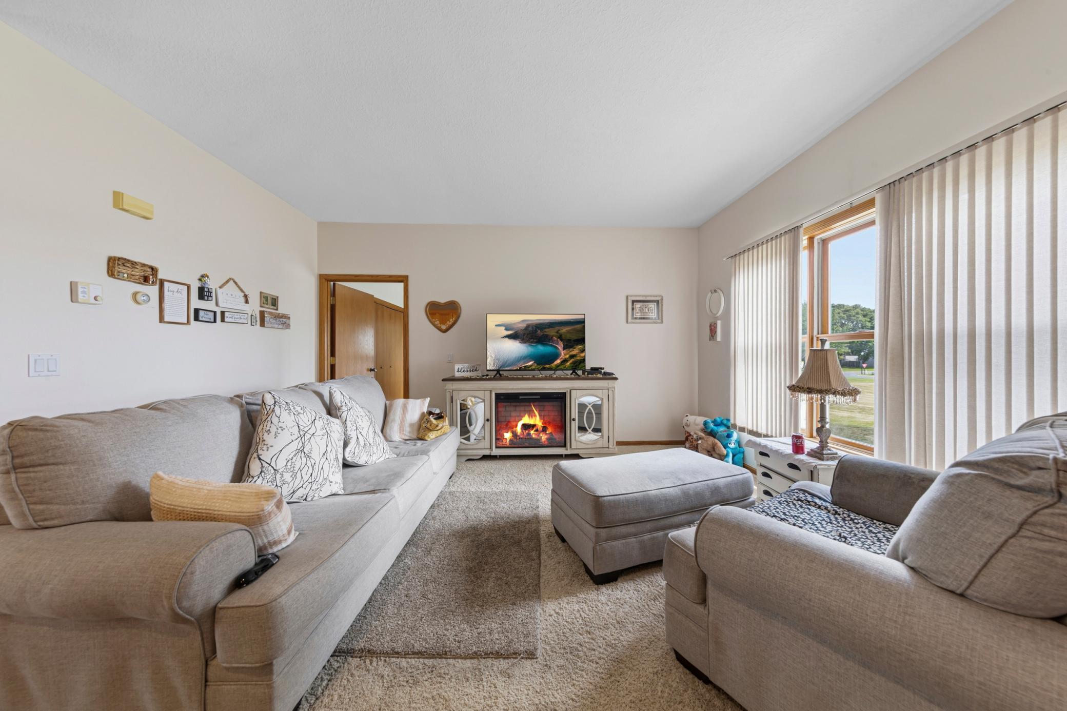 View of Residential at 712 Main Street, Arlington MN 55307, Arlington (8 of 40) - Mike Wilen | Minnesota Team Real Estate