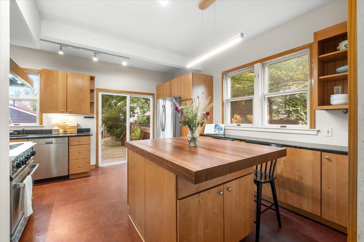 View of Residential at 1122 Ashland Avenue, Saint Paul MN 55104, Saint Paul (23 of 51) - Mike Wilen | Minnesota Team Real Estate