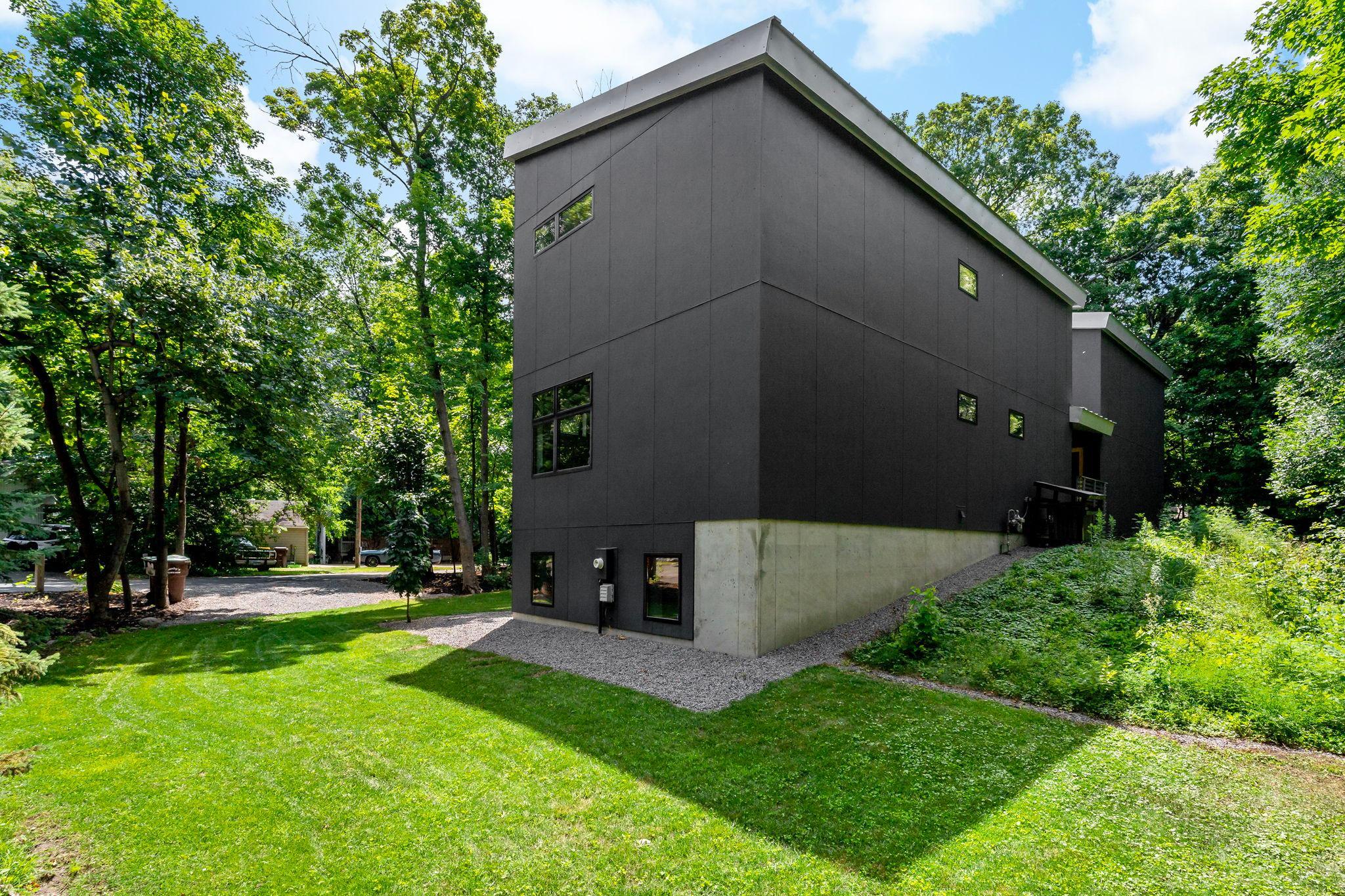 View of Residential at 21160 Forest Drive, Excelsior MN 55331, Excelsior (3 of 47) - Mike Wilen | Minnesota Team Real Estate