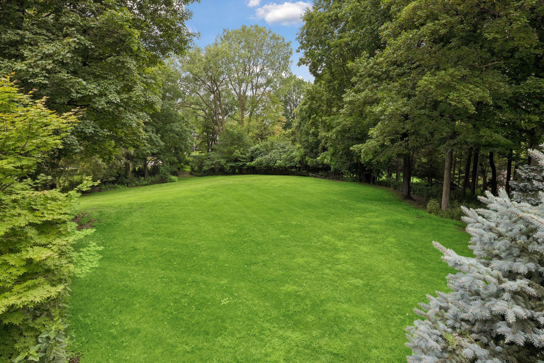 View of Residential at 475 Highcroft Road, Wayzata MN 55391, Wayzata (30 of 33) - Mike Wilen | Minnesota Team Real Estate