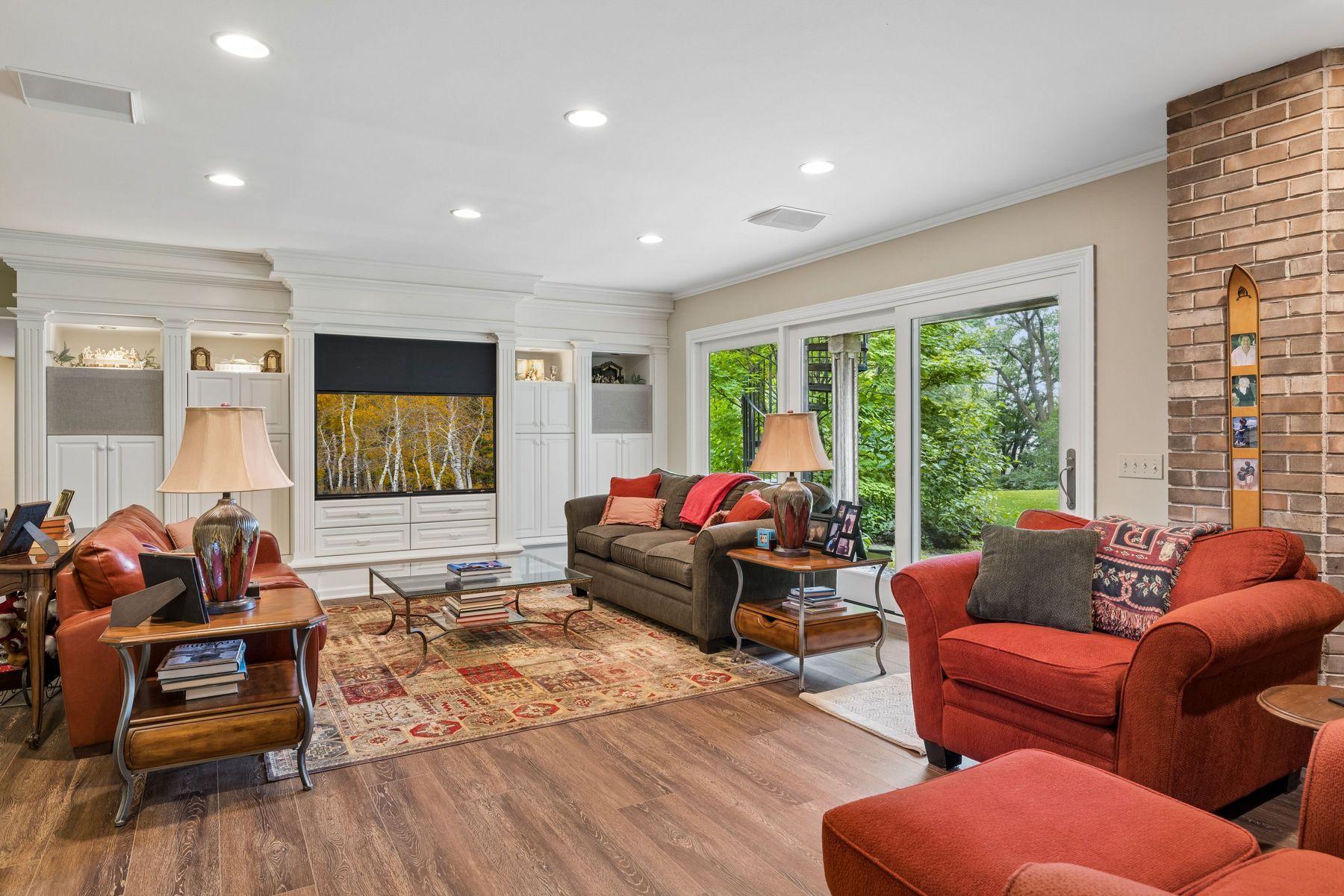 View of Residential at 475 Highcroft Road, Wayzata MN 55391, Wayzata (17 of 33) - Mike Wilen | Minnesota Team Real Estate