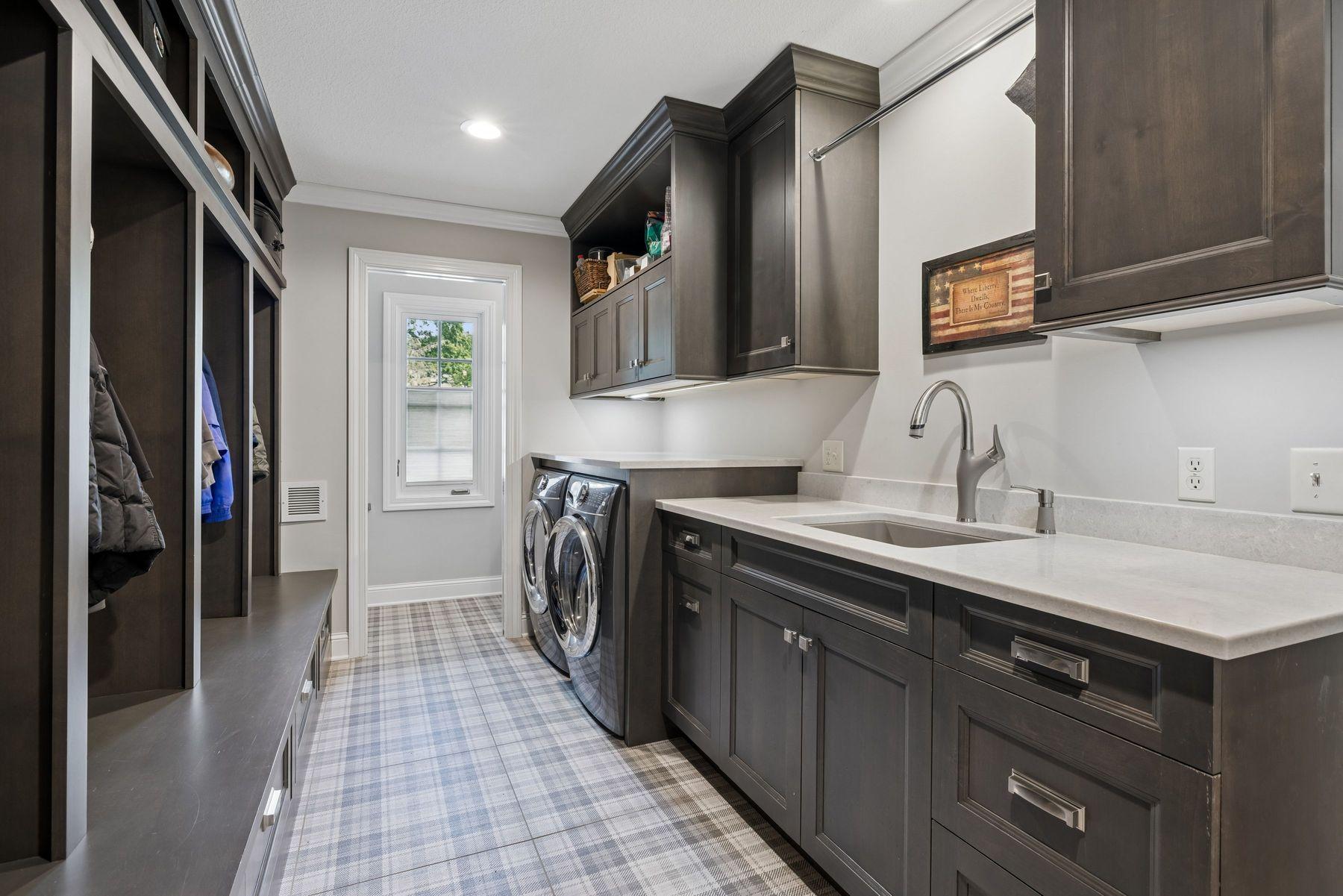 View of Residential at 475 Highcroft Road, Wayzata MN 55391, Wayzata (11 of 33) - Mike Wilen | Minnesota Team Real Estate