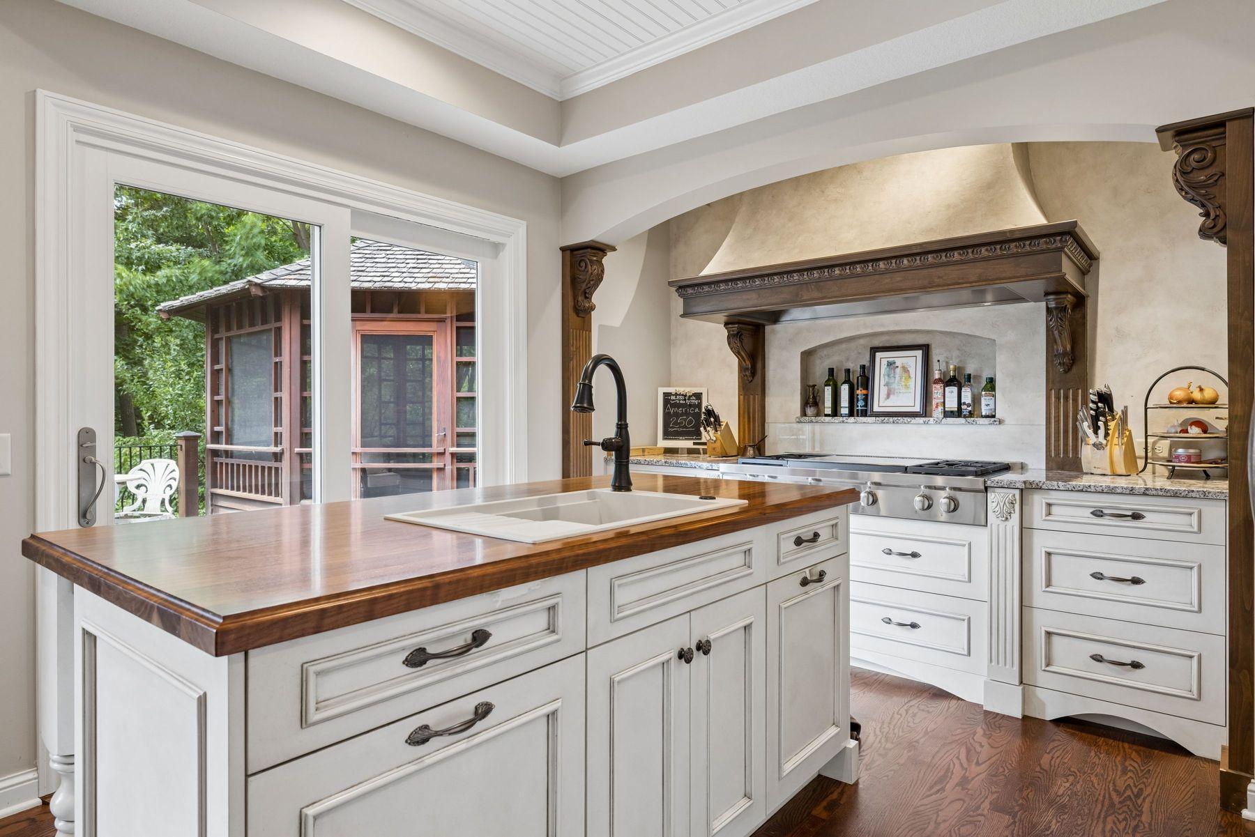 View of Residential at 475 Highcroft Road, Wayzata MN 55391, Wayzata (9 of 33) - Mike Wilen | Minnesota Team Real Estate