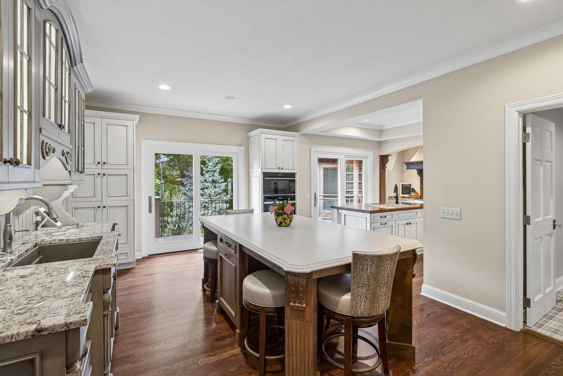 View of Residential at 475 Highcroft Road, Wayzata MN 55391, Wayzata (5 of 33) - Mike Wilen | Minnesota Team Real Estate