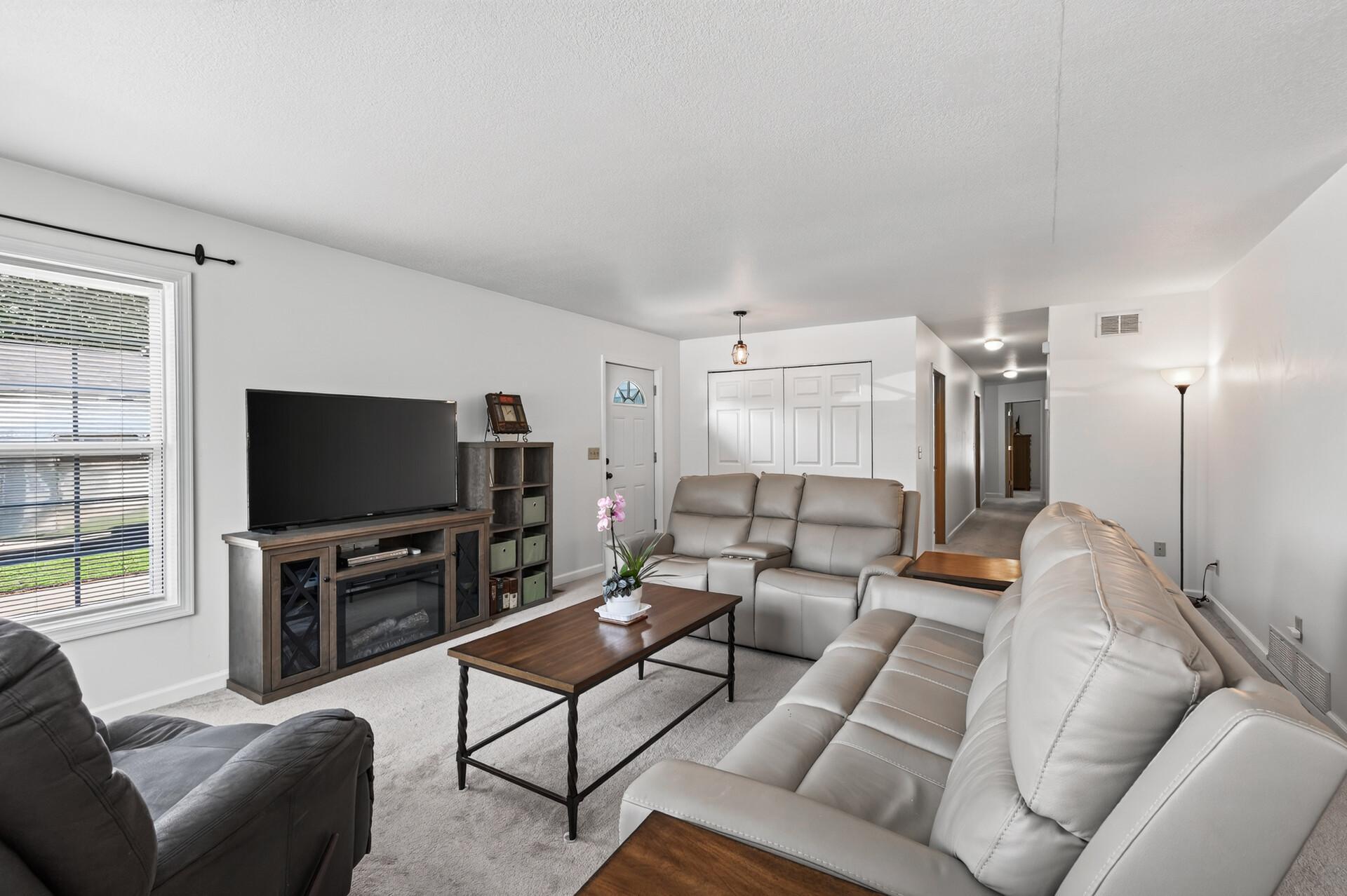 View of Residential at 1623 Highway 96, White Bear Lake MN 55110, White Bear Lake (7 of 35) - Mike Wilen | Minnesota Team Real Estate