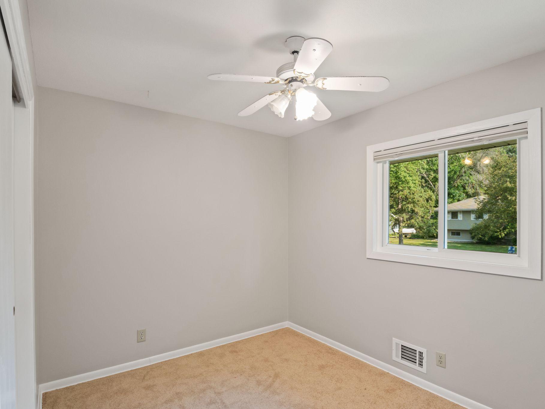 View of Residential at 10909 Oak Knoll Terrace, Minnetonka MN 55305, Minnetonka (16 of 25) - Mike Wilen | Minnesota Team Real Estate