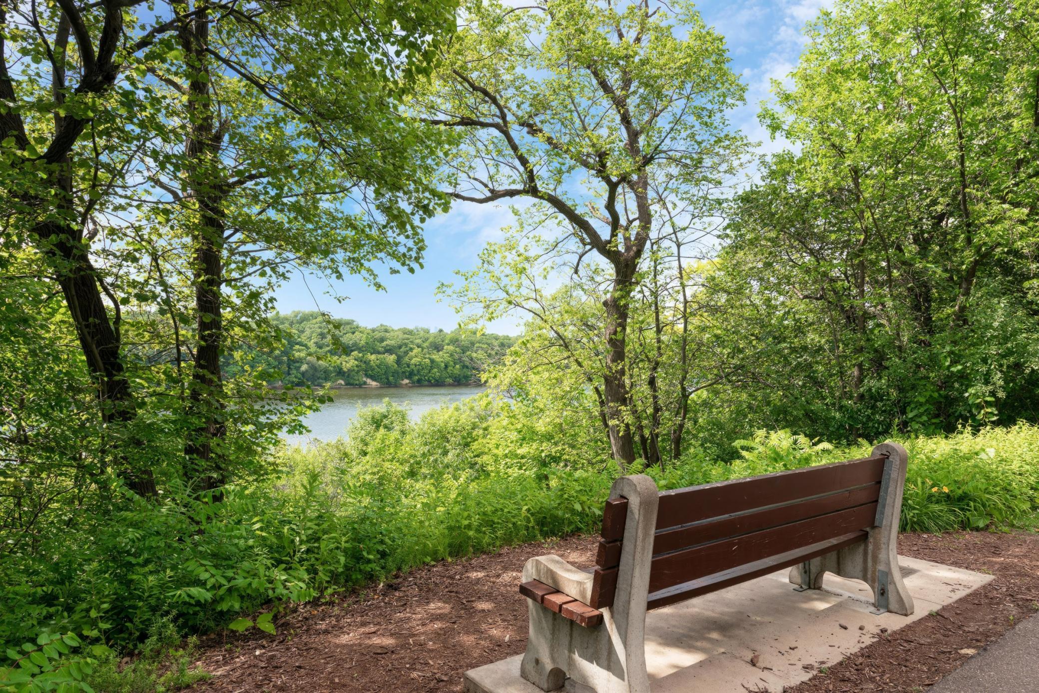 View of Residential at 2135 Pinehurst Avenue, Saint Paul MN 55116, Saint Paul (31 of 32) - Mike Wilen | Minnesota Team Real Estate