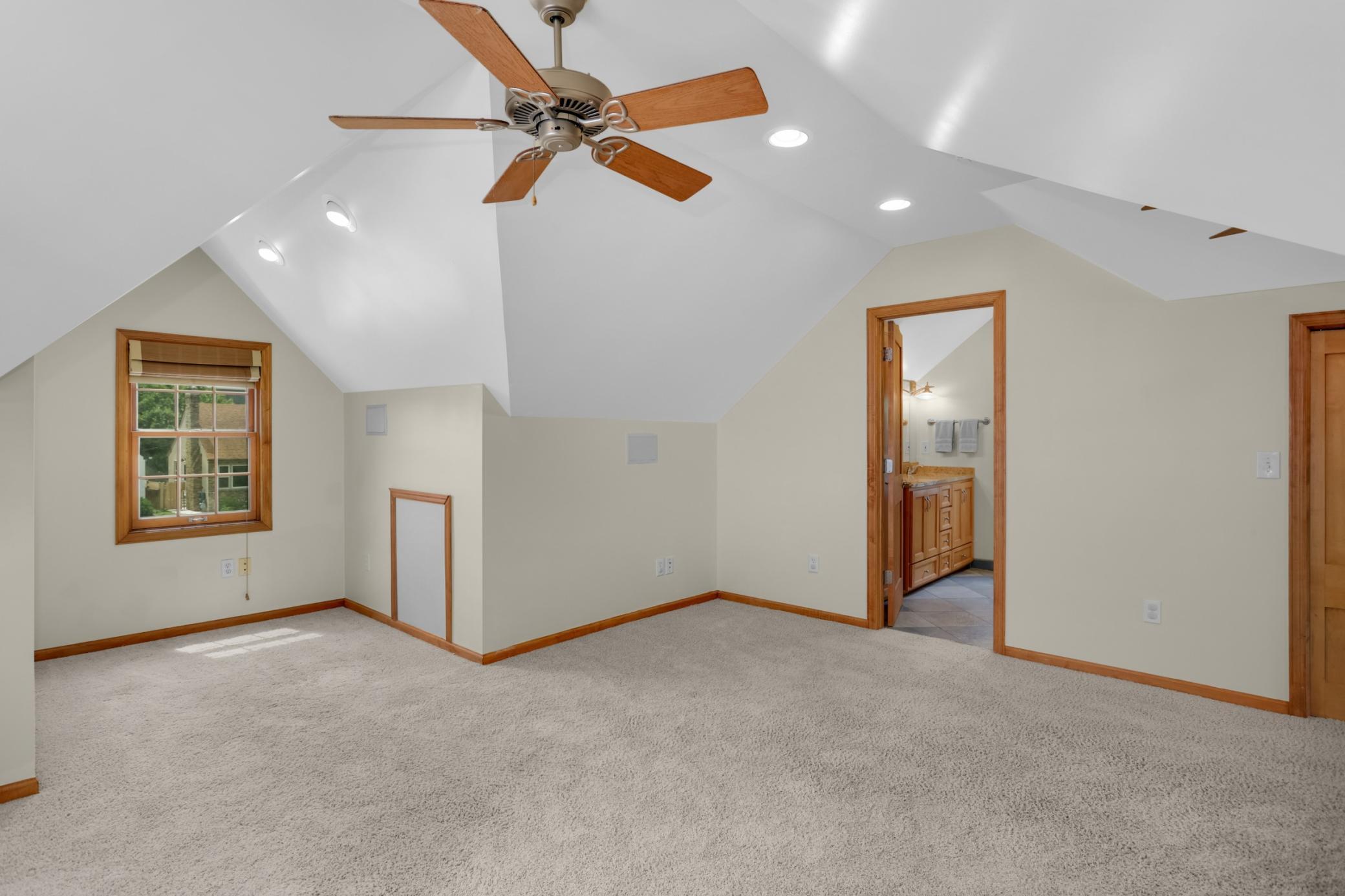 View of Residential at 2135 Pinehurst Avenue, Saint Paul MN 55116, Saint Paul (21 of 32) - Mike Wilen | Minnesota Team Real Estate