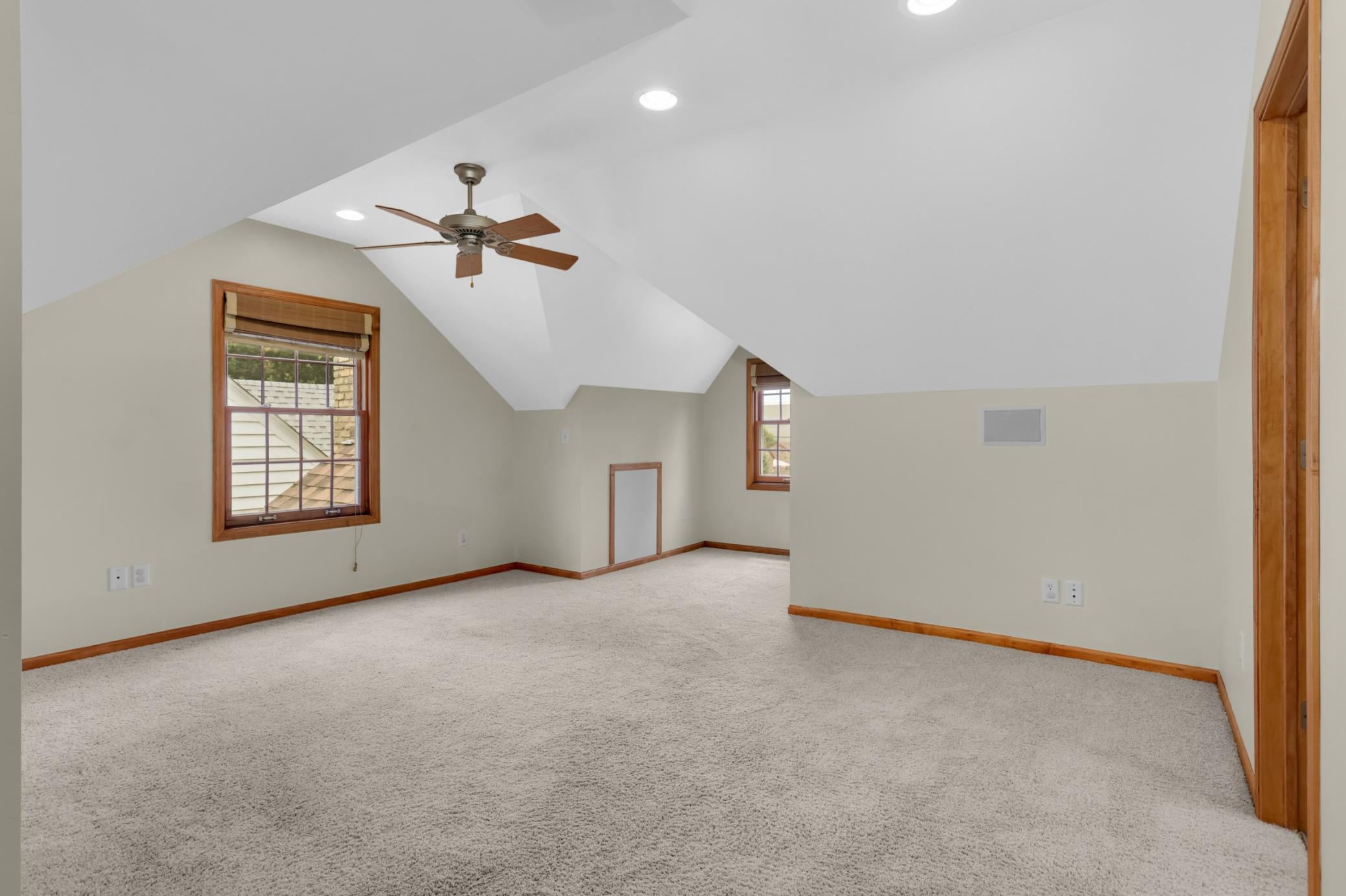 View of Residential at 2135 Pinehurst Avenue, Saint Paul MN 55116, Saint Paul (20 of 32) - Mike Wilen | Minnesota Team Real Estate