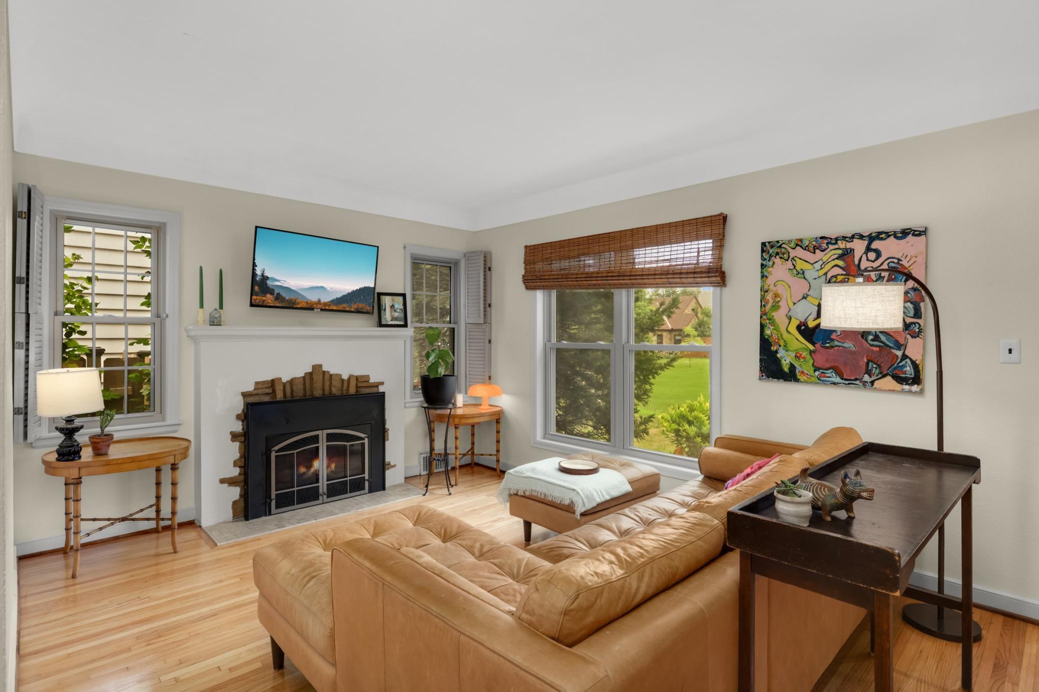View of Residential at 2135 Pinehurst Avenue, Saint Paul MN 55116, Saint Paul (8 of 32) - Mike Wilen | Minnesota Team Real Estate