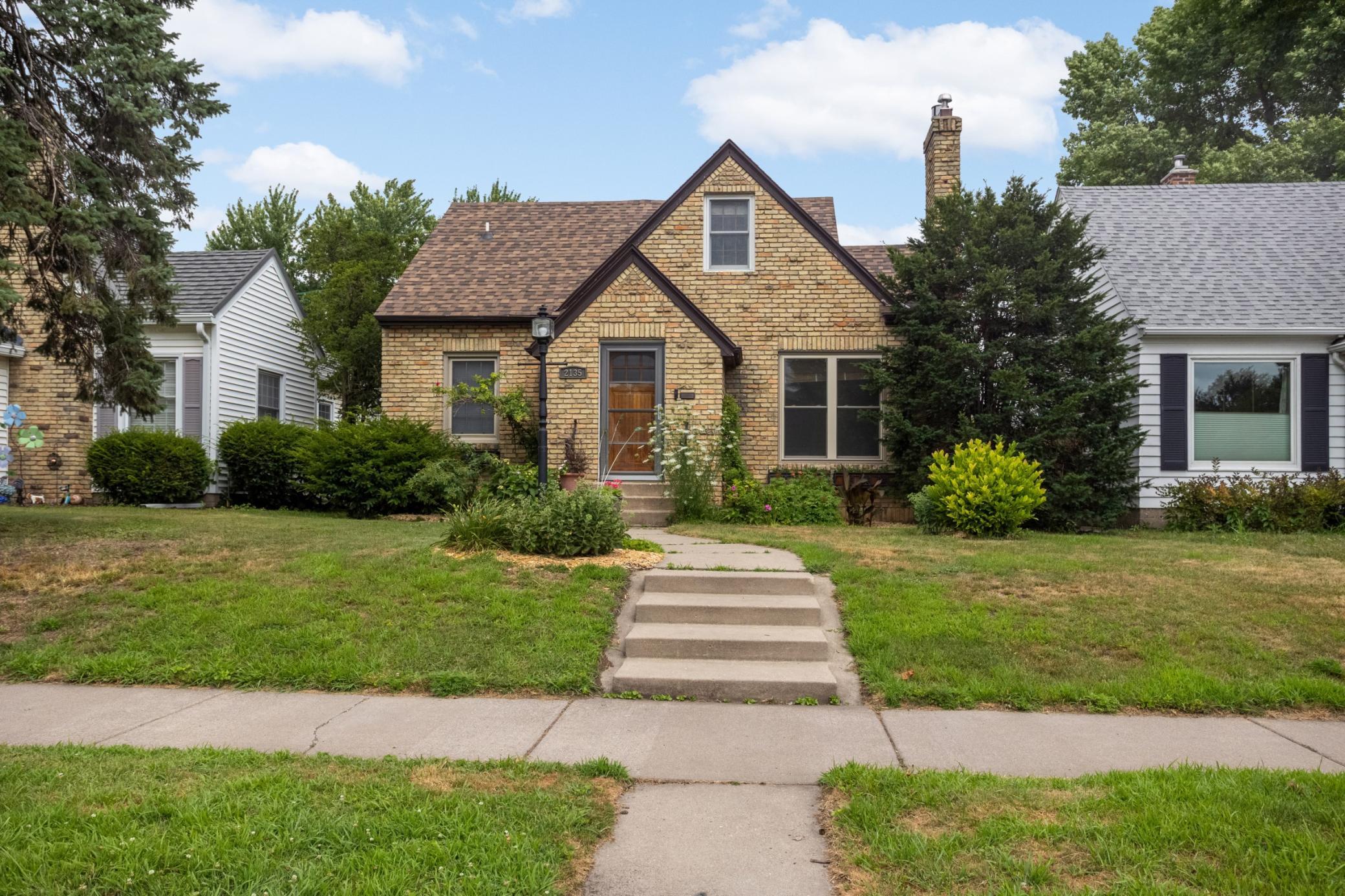 View of Residential at 2135 Pinehurst Avenue, Saint Paul MN 55116, Saint Paul - Mike Wilen | Minnesota Team Real Estate