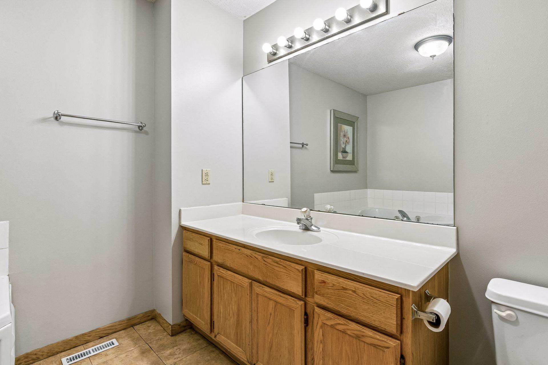 View of Residential at 15321 Greenhaven Lane #107, Burnsville MN 55306, Burnsville (25 of 28) - Mike Wilen | Minnesota Team Real Estate