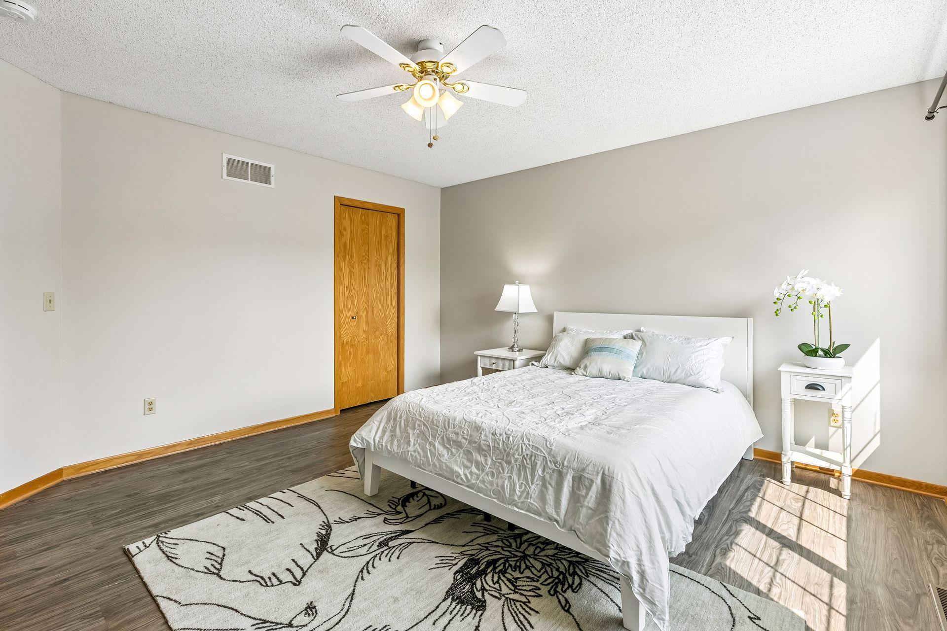 View of Residential at 15321 Greenhaven Lane #107, Burnsville MN 55306, Burnsville (20 of 28) - Mike Wilen | Minnesota Team Real Estate