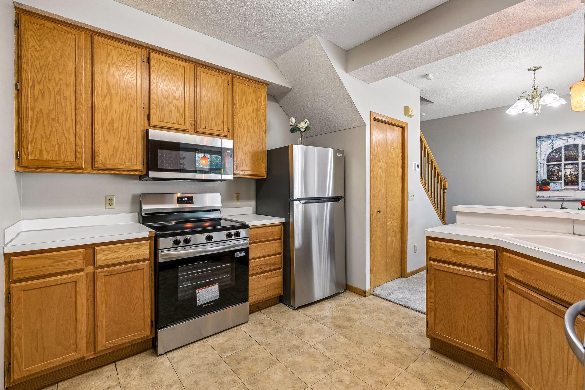 View of Residential at 15321 Greenhaven Lane #107, Burnsville MN 55306, Burnsville (16 of 28) - Mike Wilen | Minnesota Team Real Estate