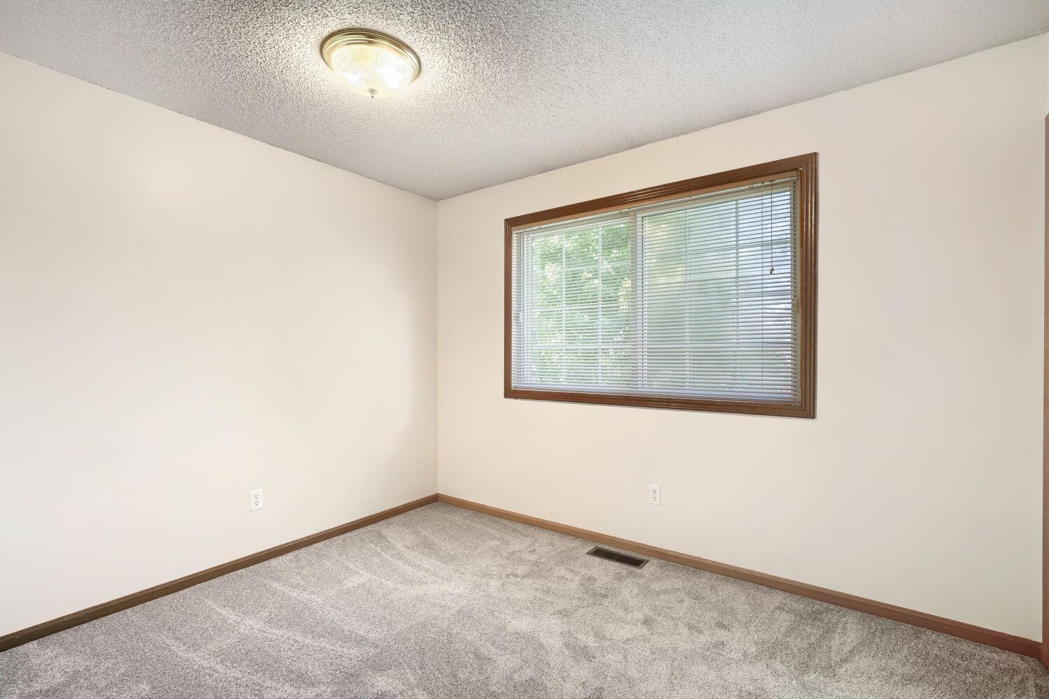 View of Residential at 14660 Evergreen Trail #5, Apple Valley MN 55124, Apple Valley (21 of 24) - Mike Wilen | Minnesota Team Real Estate