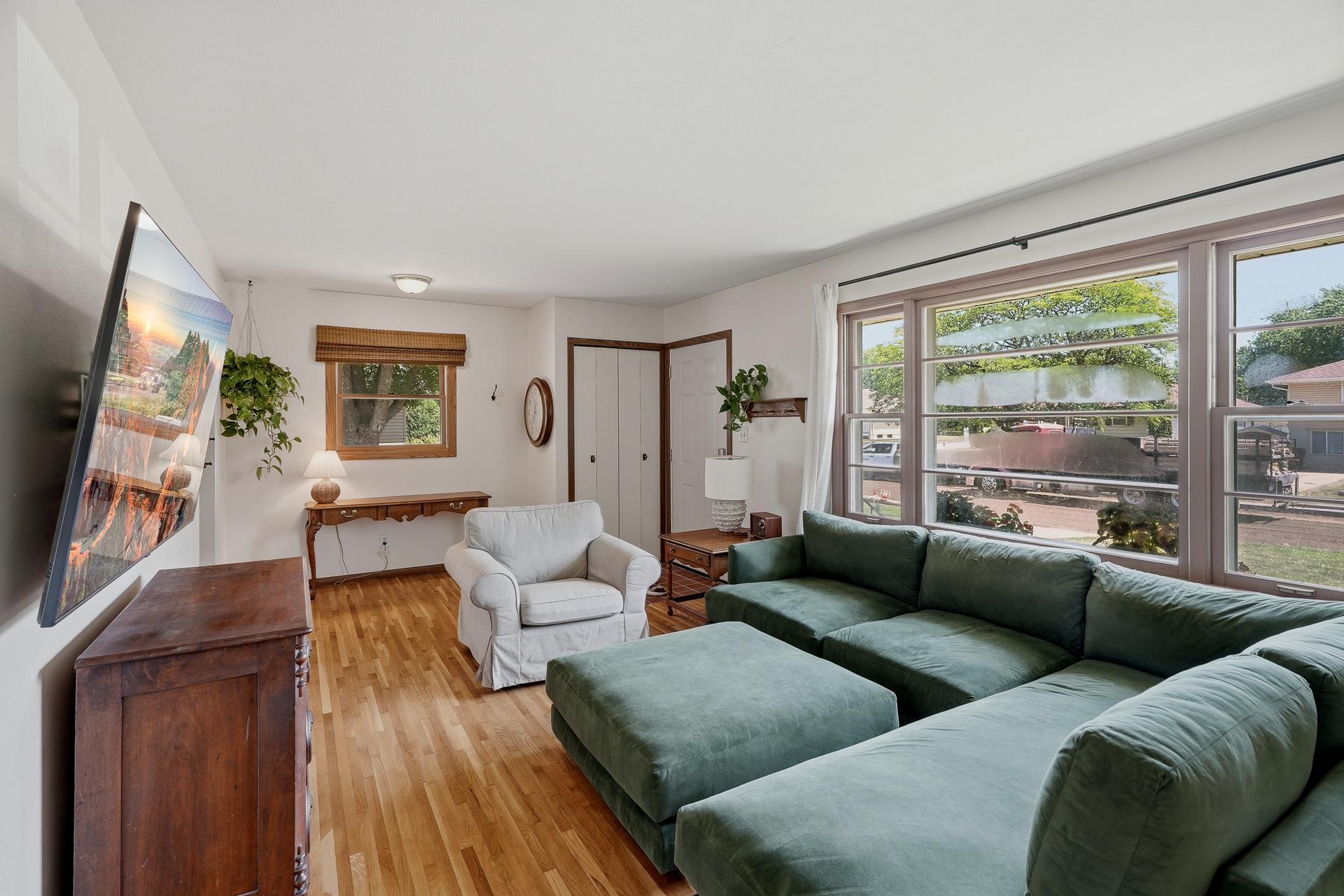 View of Residential at 340 Greenway Avenue, Oakdale MN 55128, Oakdale (8 of 45) - Mike Wilen | Minnesota Team Real Estate