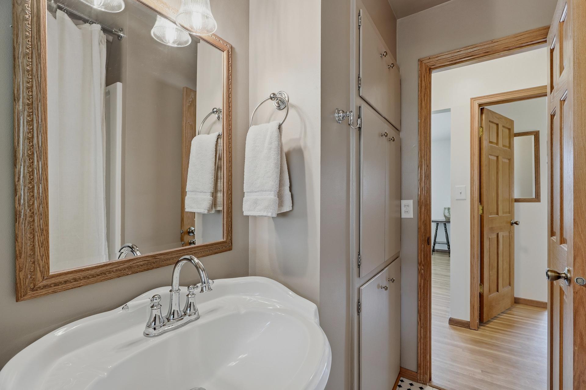 View of Residential at 340 Greenway Avenue, Oakdale MN 55128, Oakdale (24 of 45) - Mike Wilen | Minnesota Team Real Estate