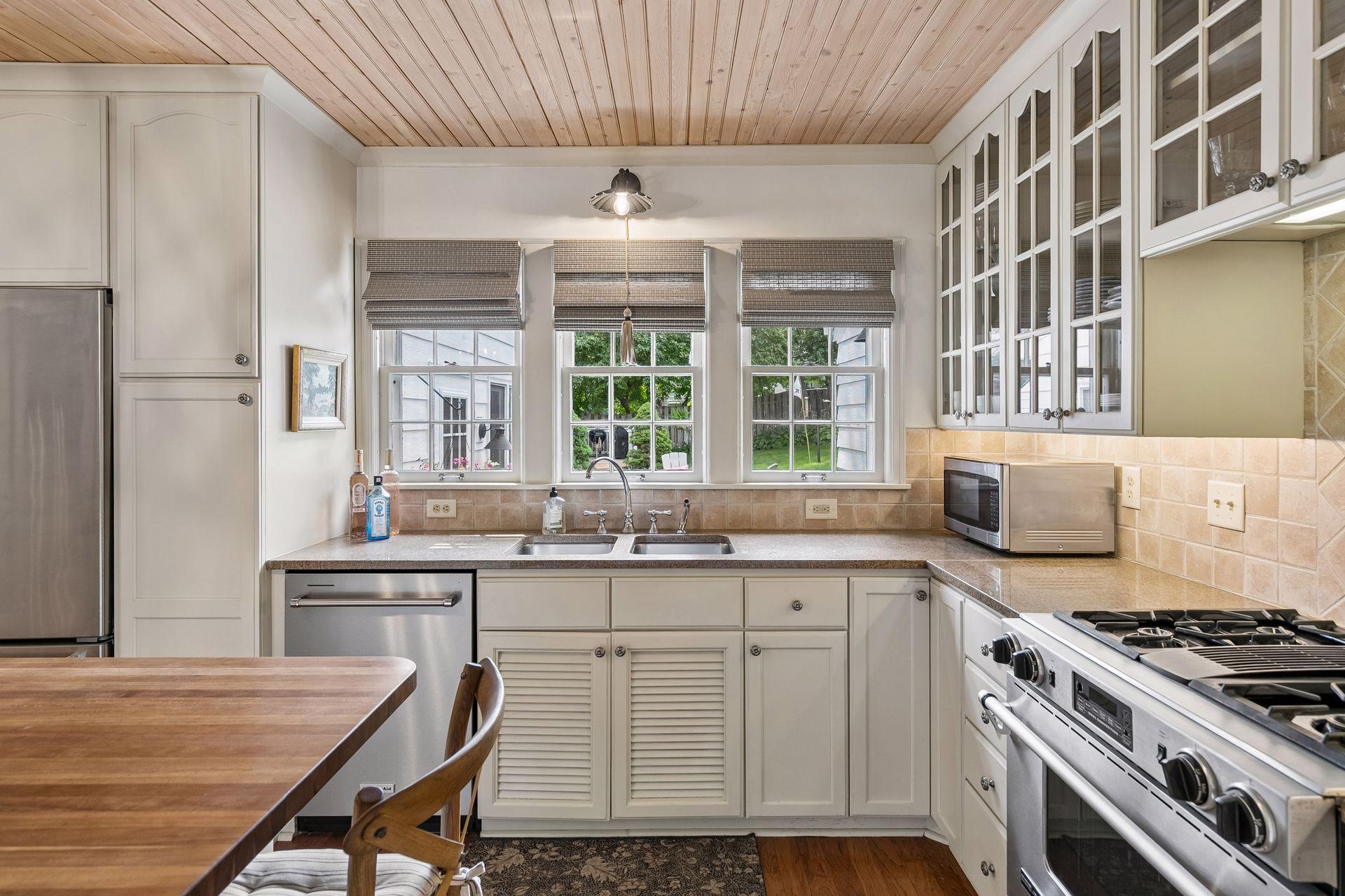 View of Residential at 4124 Raleigh Avenue, Saint Louis Park MN 55416, Saint Louis Park (15 of 40) - Mike Wilen | Minnesota Team Real Estate