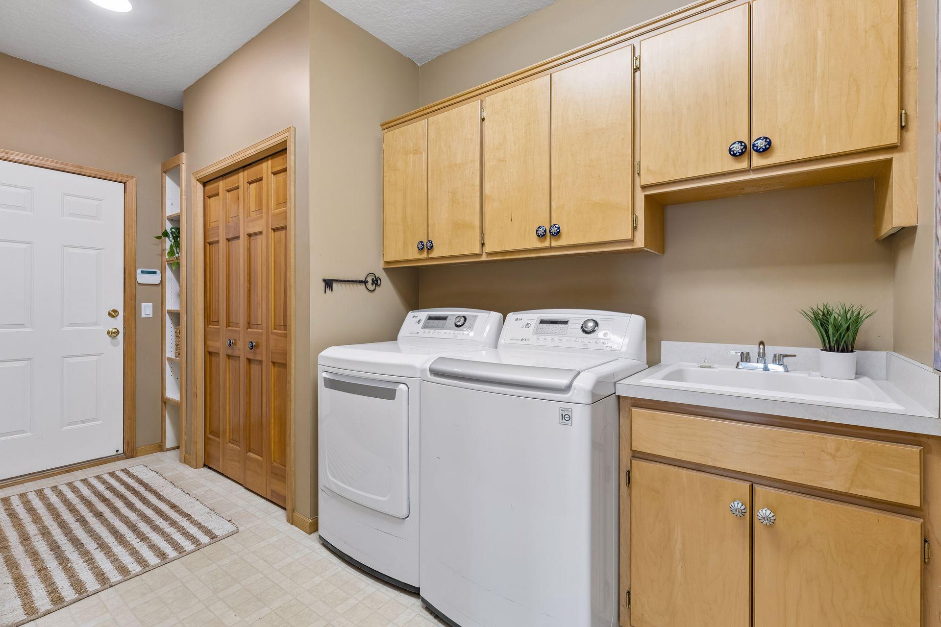 View of Residential at 9296 Tewsbury Bend, Maple Grove MN 55311, Maple Grove (33 of 65) - Mike Wilen | Minnesota Team Real Estate