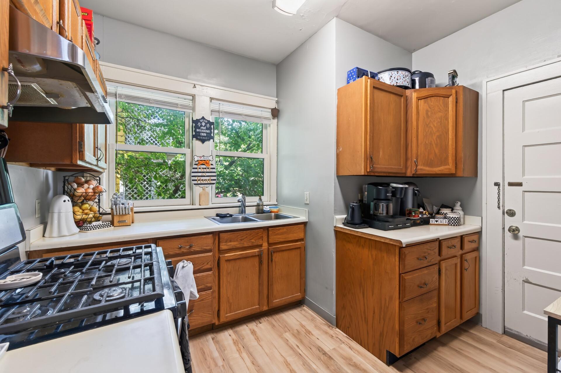 View of Residential Income at 1437 Minnehaha Avenue, Saint Paul MN 55104, Saint Paul (12 of 35) - Mike Wilen | Minnesota Team Real Estate