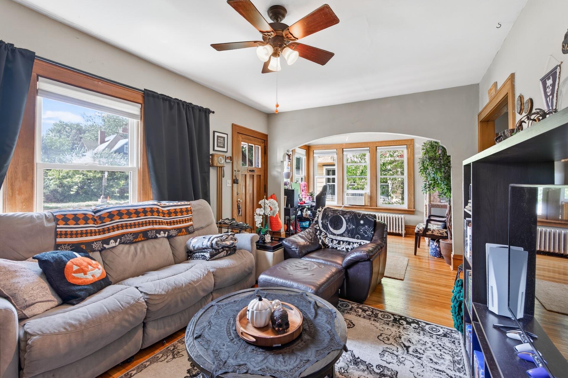 View of Residential Income at 1437 Minnehaha Avenue, Saint Paul MN 55104, Saint Paul (6 of 35) - Mike Wilen | Minnesota Team Real Estate